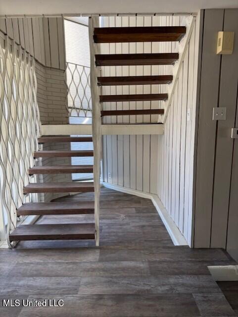 485 Ruella Avenue Property Photo 13