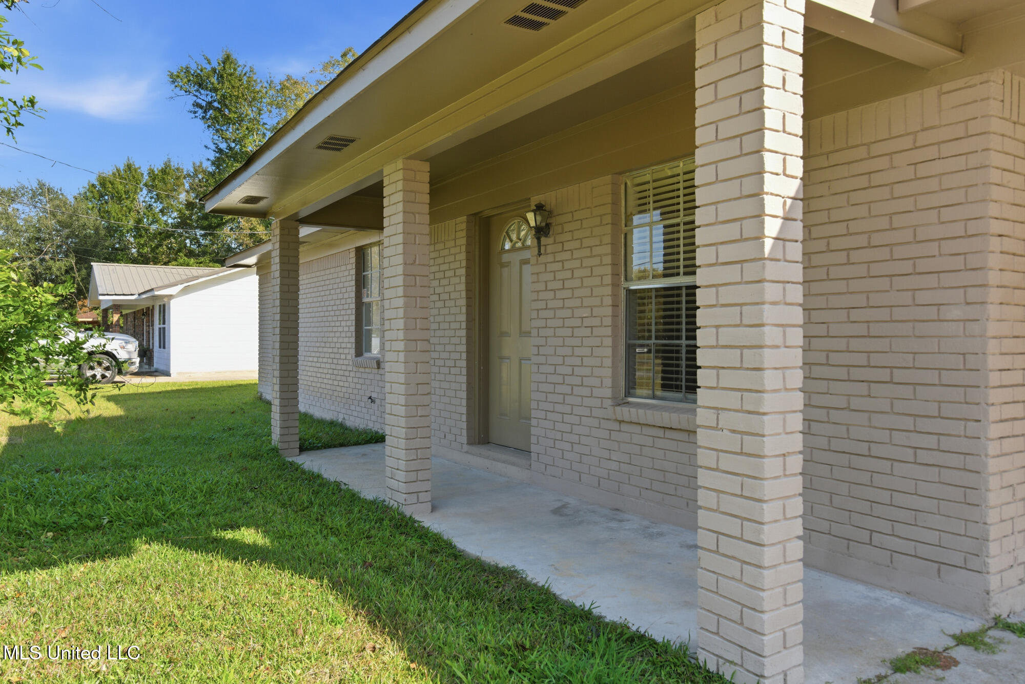 8304 Austeria Street Property Photo 3