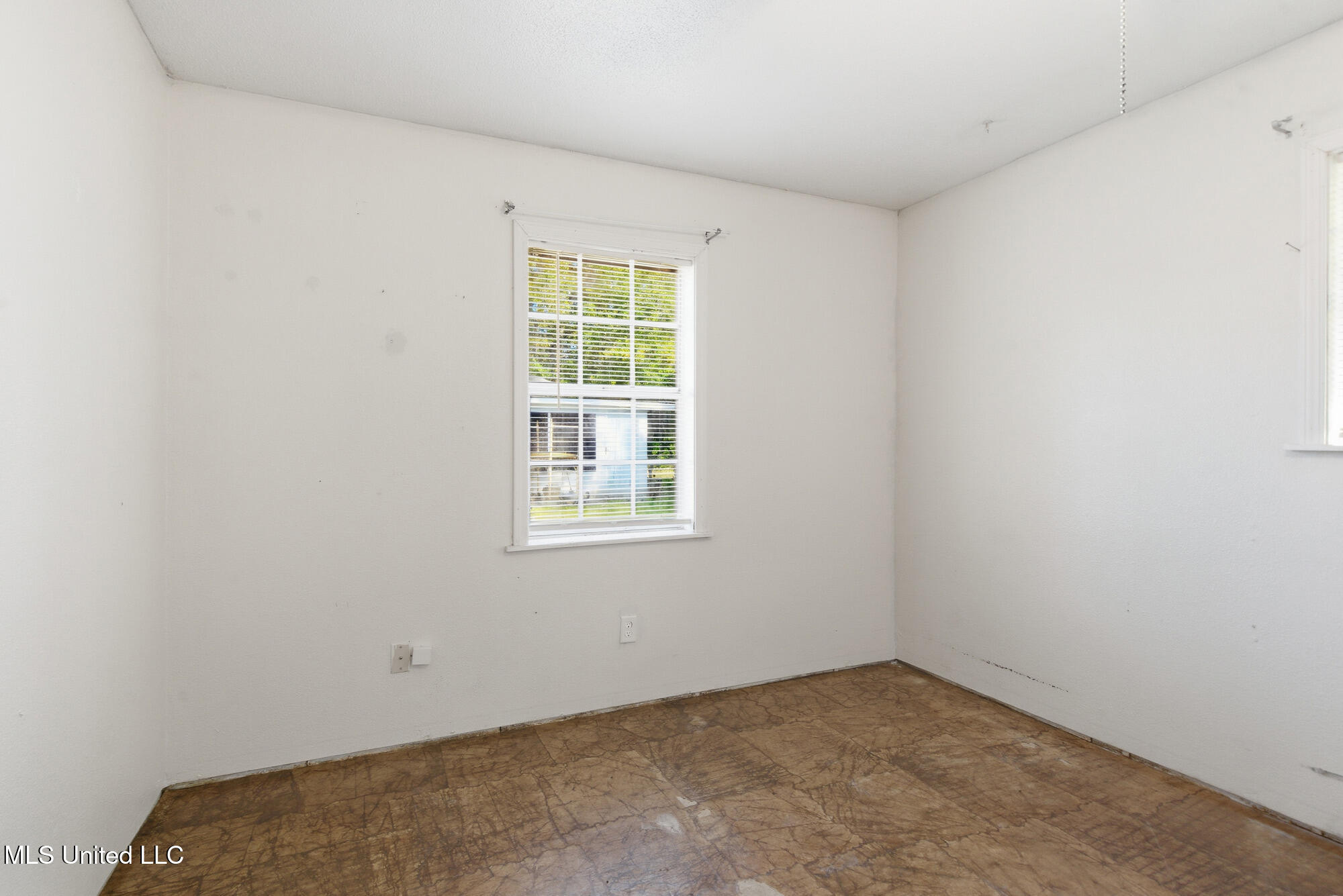 8304 Austeria Street Property Photo 14