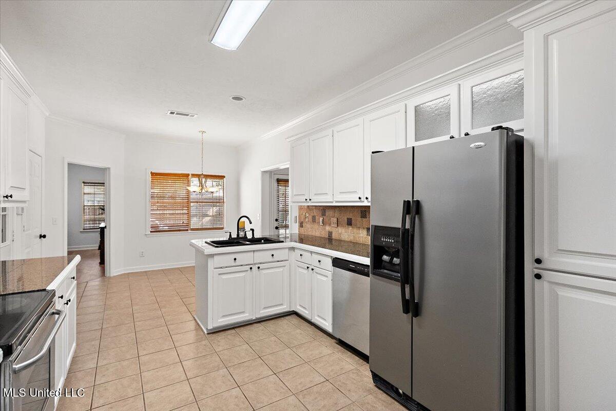 1006 Riverchase North Drive Property Photo 19