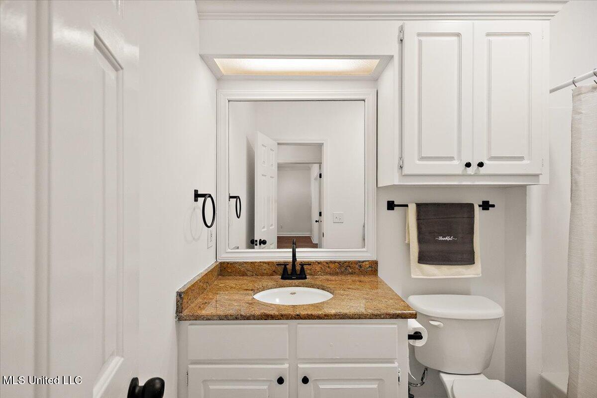 1006 Riverchase North Drive Property Photo 31