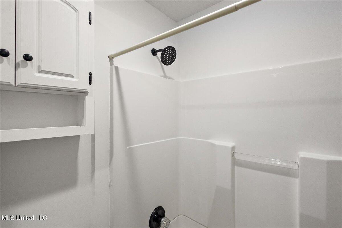 1006 Riverchase North Drive Property Photo 39