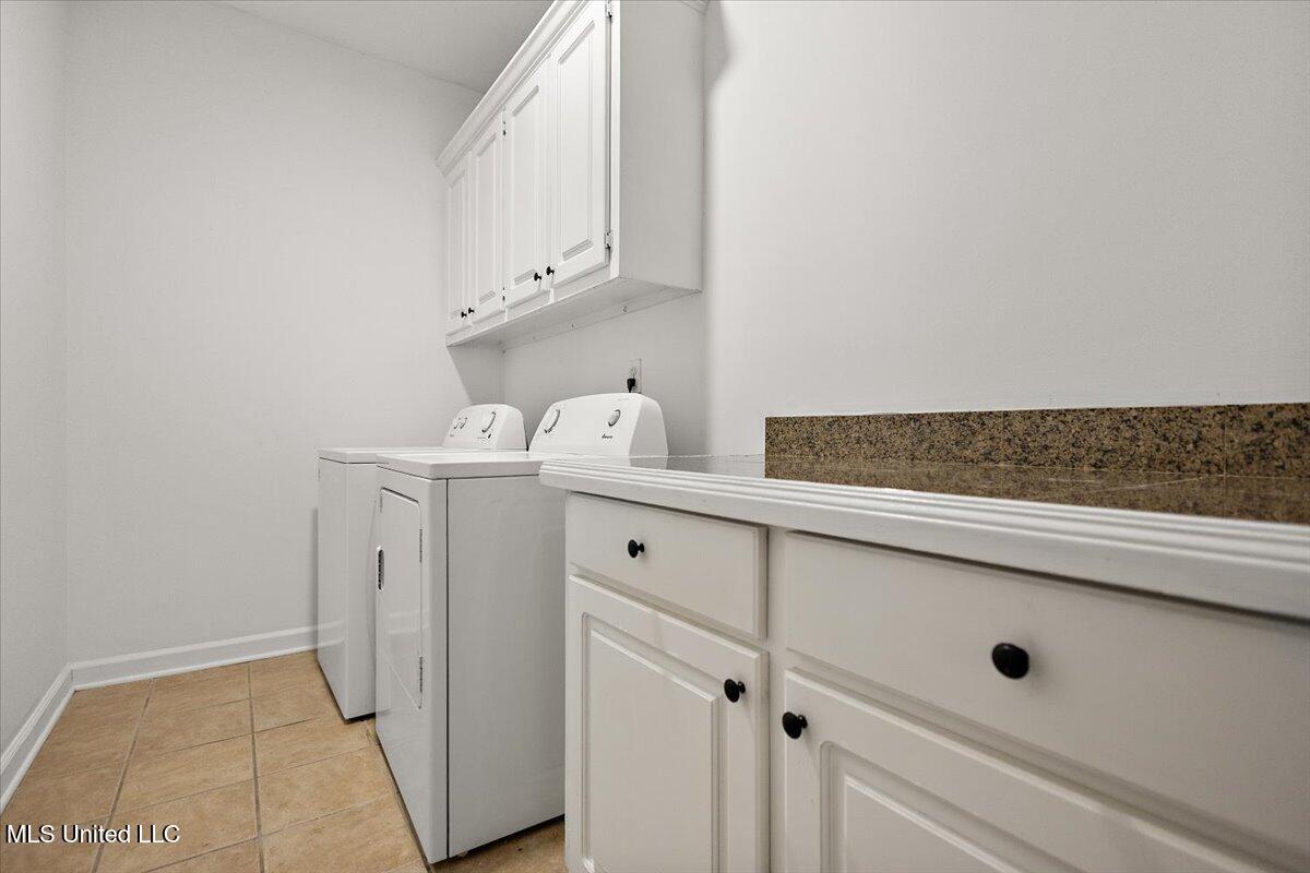1006 Riverchase North Drive Property Photo 41