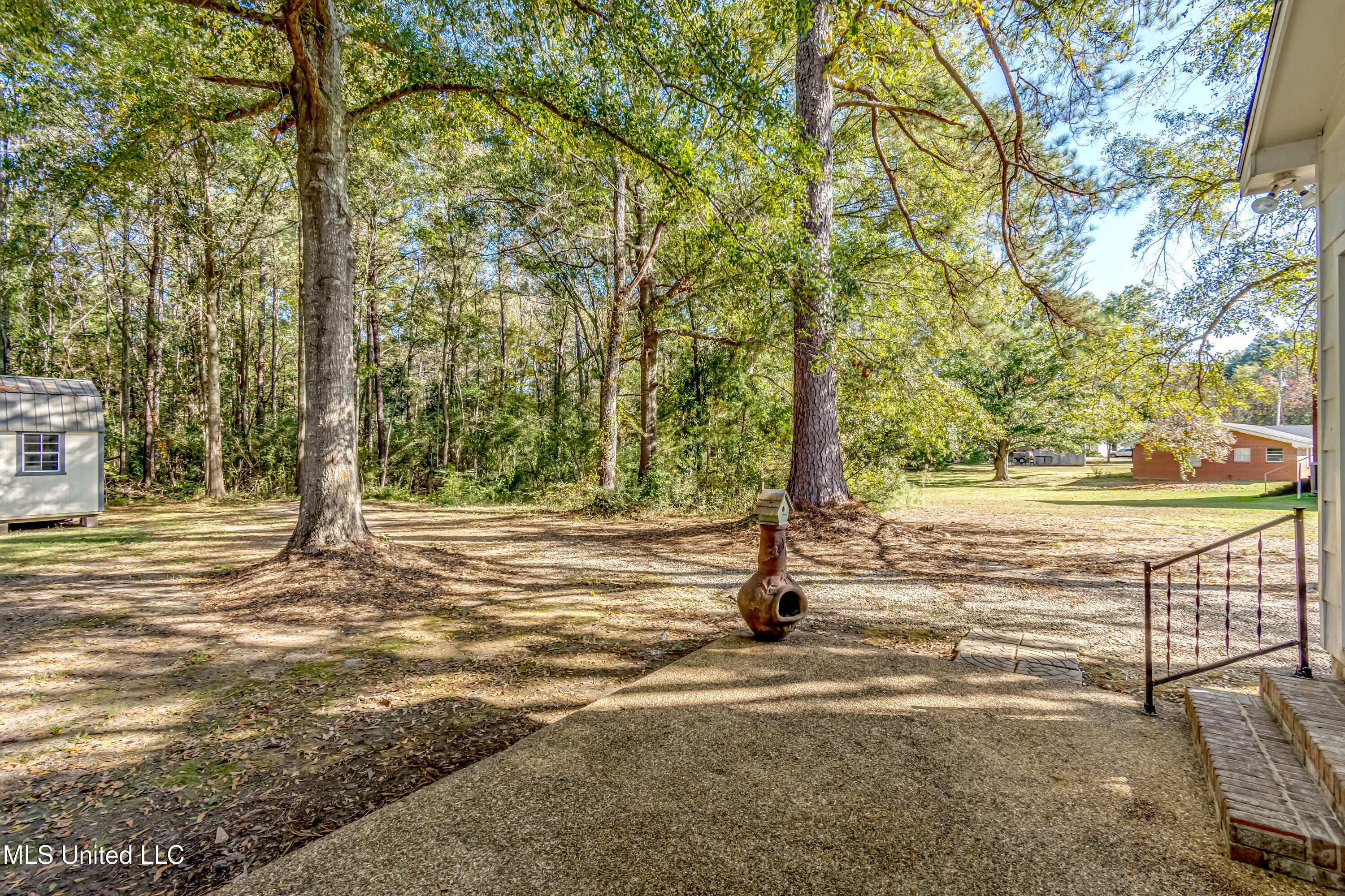 602 Simpson Hwy 149 Property Photo 63