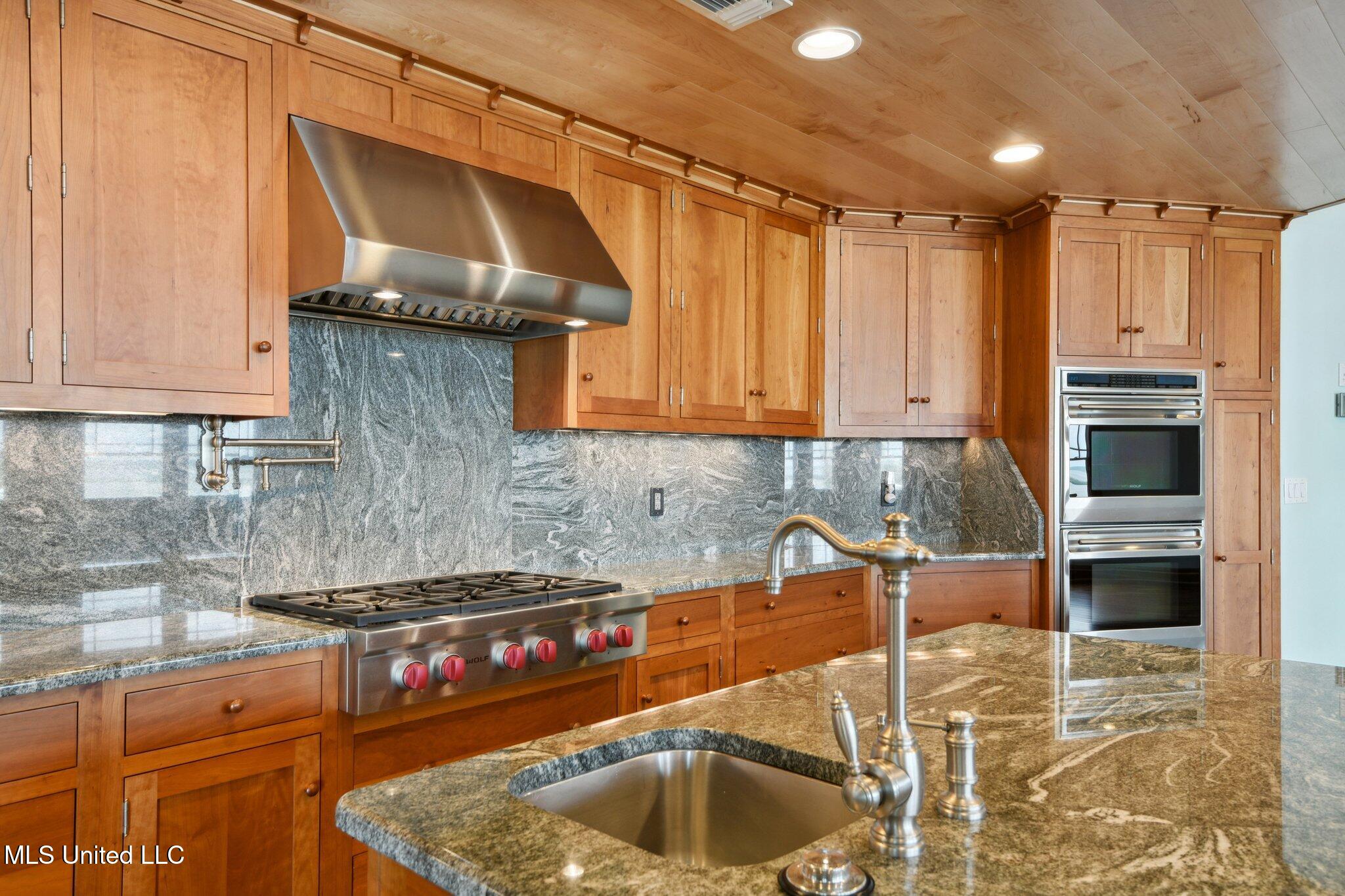 141 Janelle Drive Property Photo 13