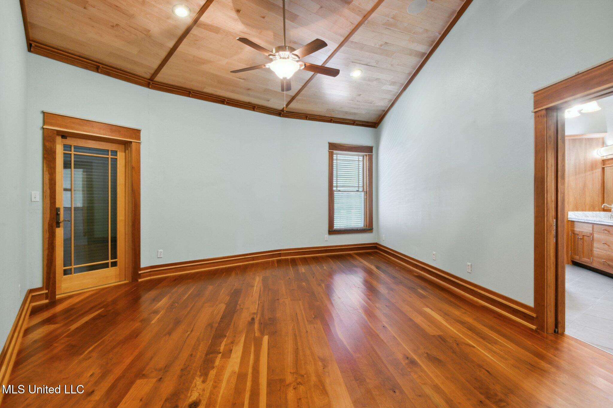 141 Janelle Drive Property Photo 16