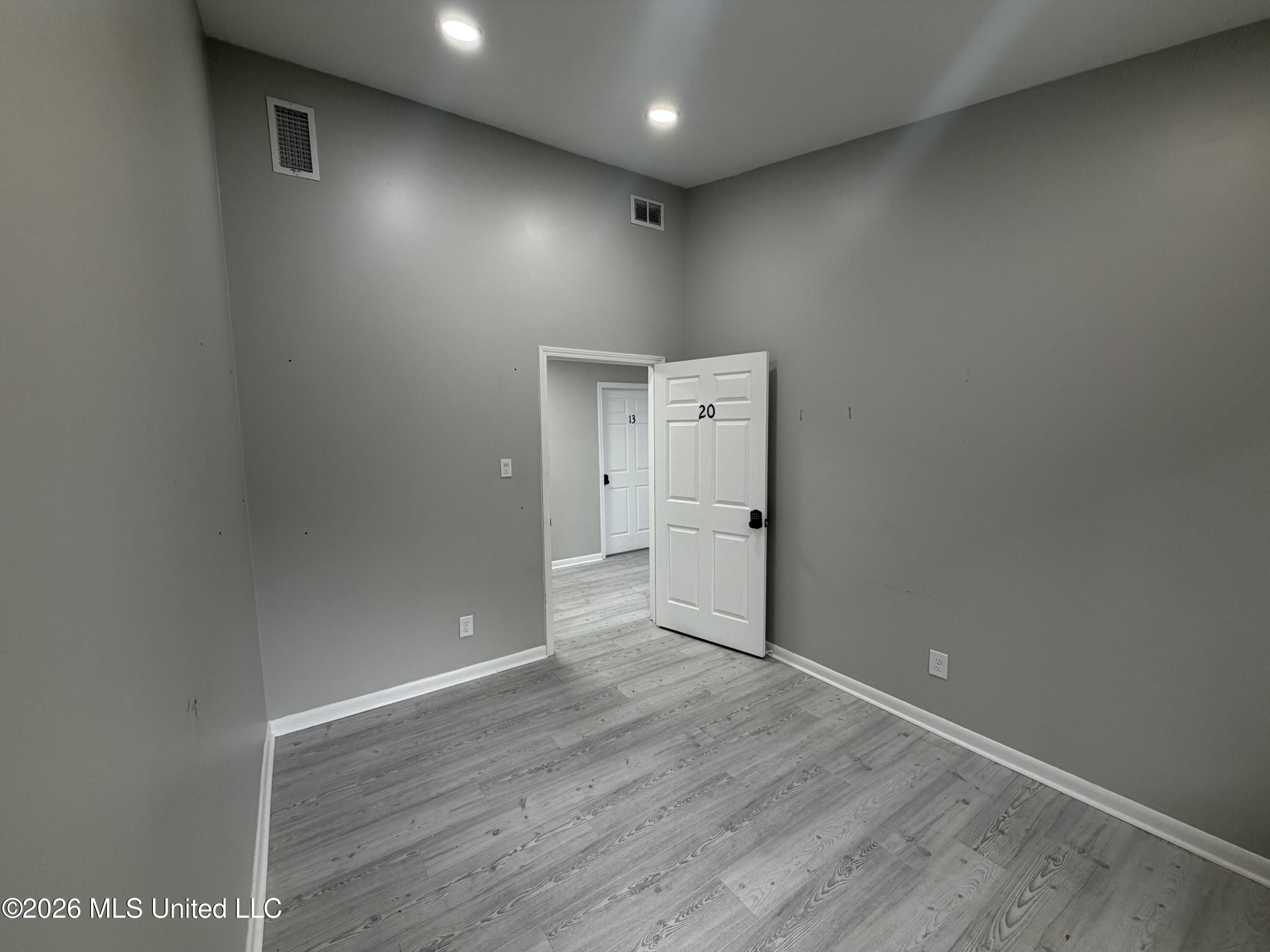 912 Convent Avenue Property Photo 9
