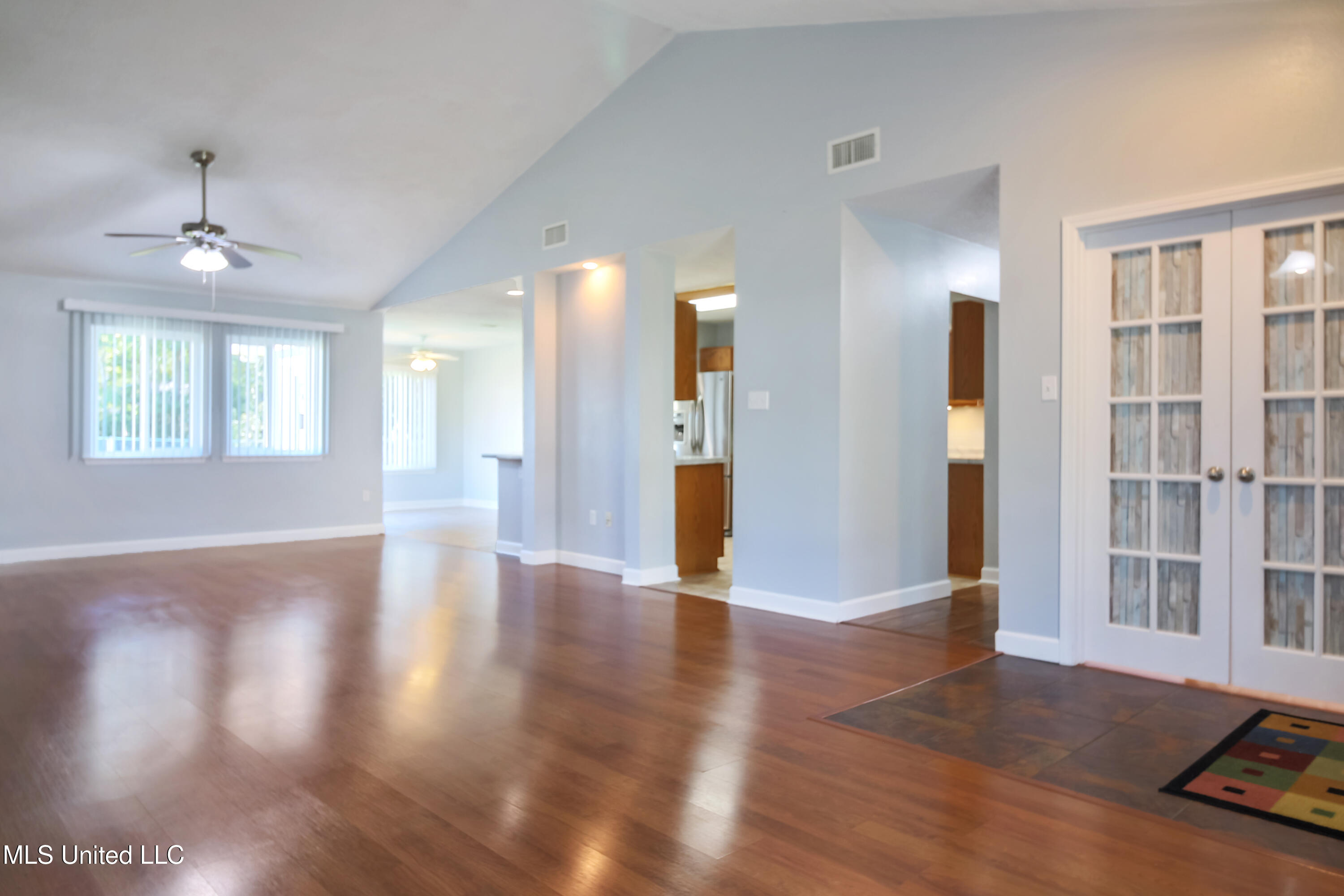 11159 River Bend Drive Property Photo 6