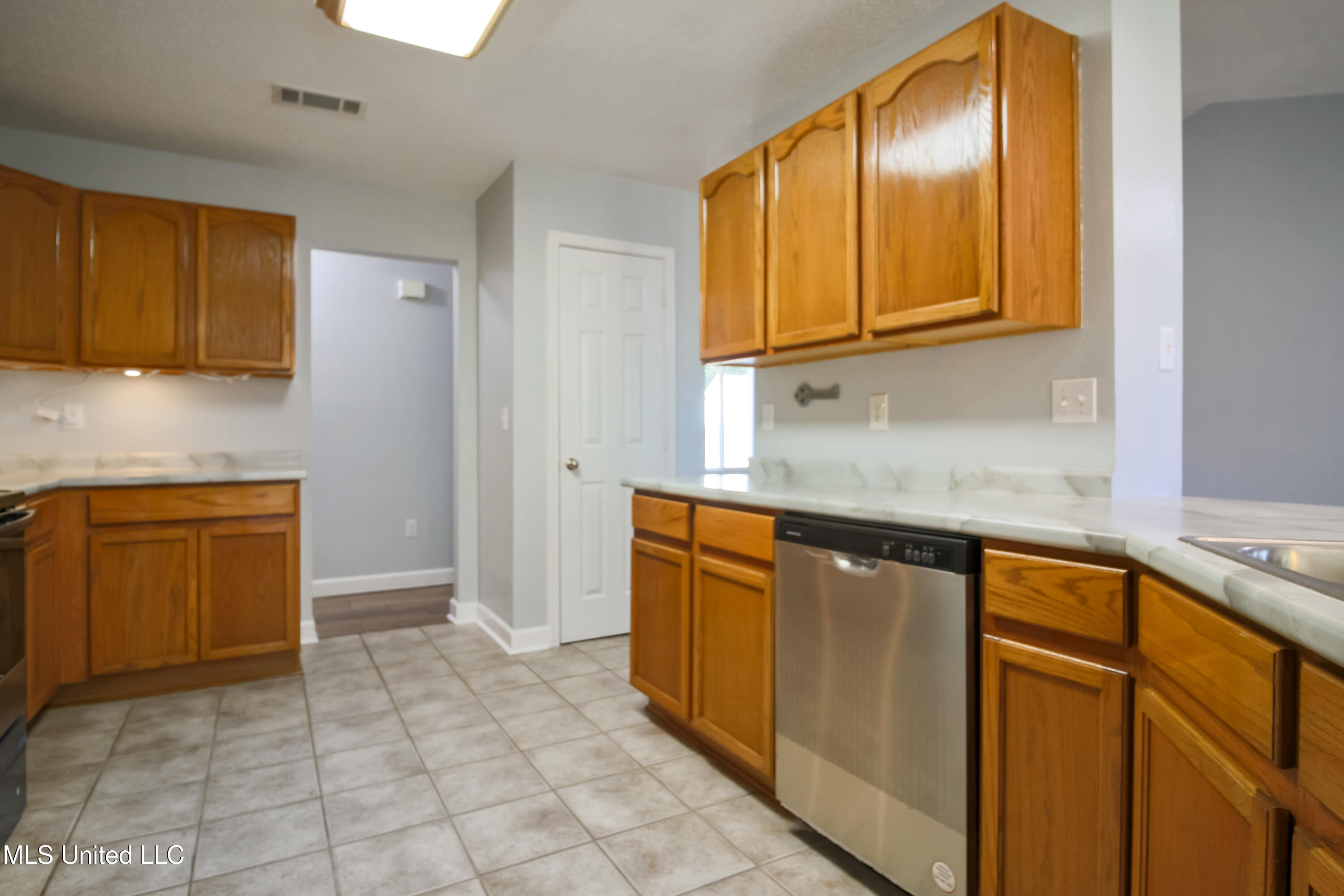 11159 River Bend Drive Property Photo 9