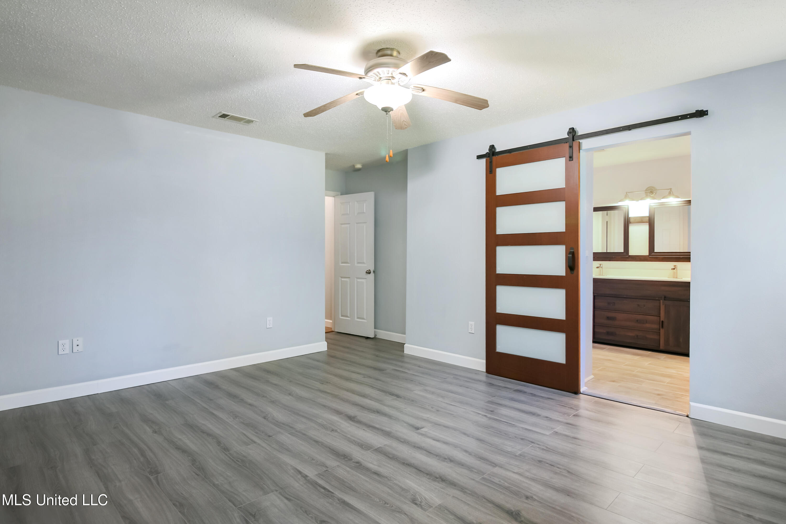 11159 River Bend Drive Property Photo 19