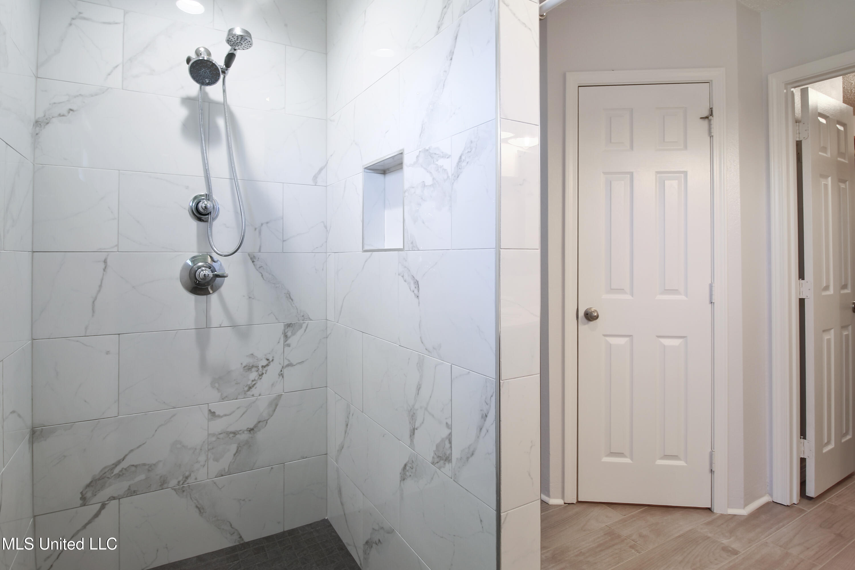 11159 River Bend Drive Property Photo 21