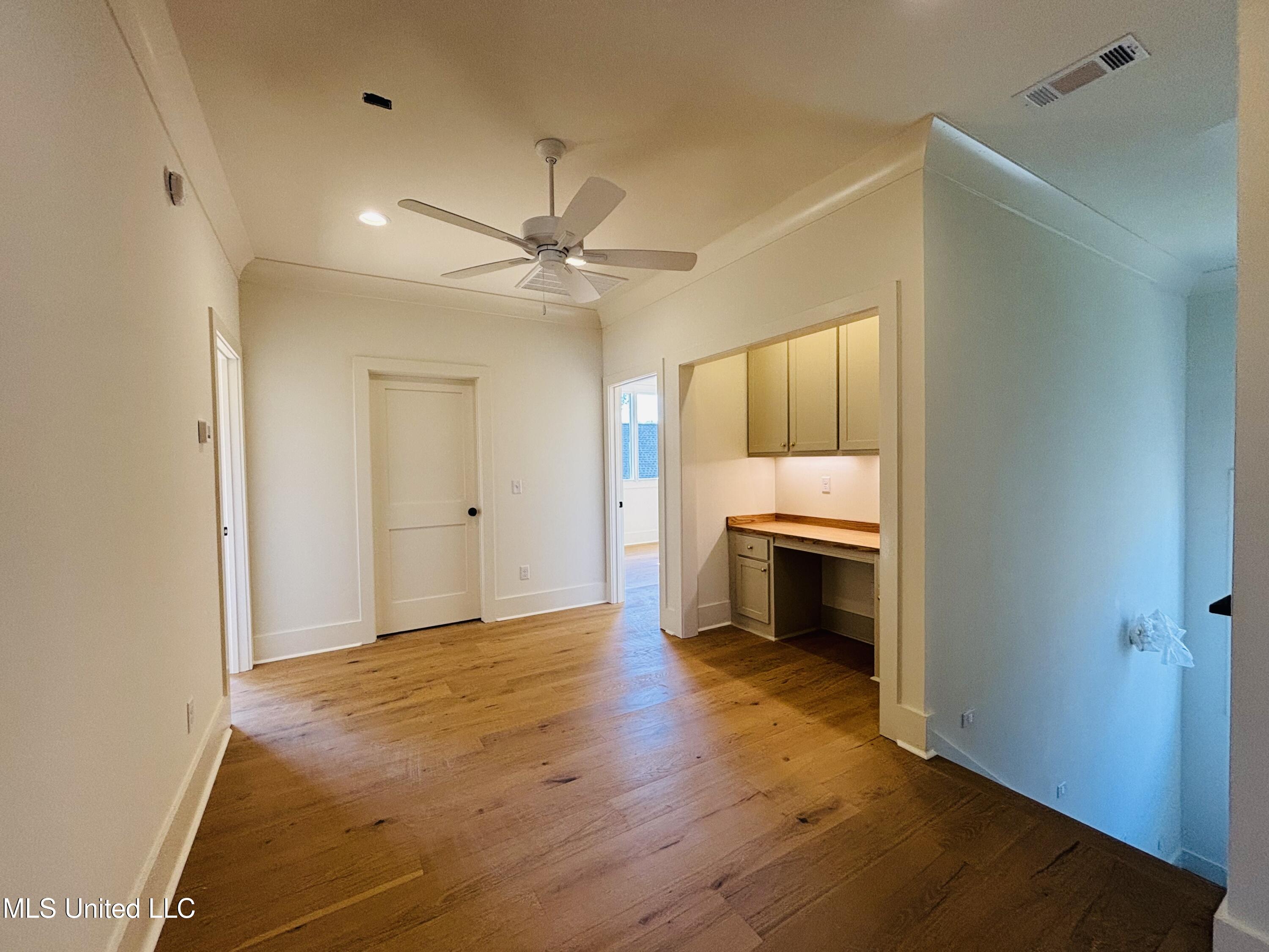 409 Whittington Circle Property Photo 41