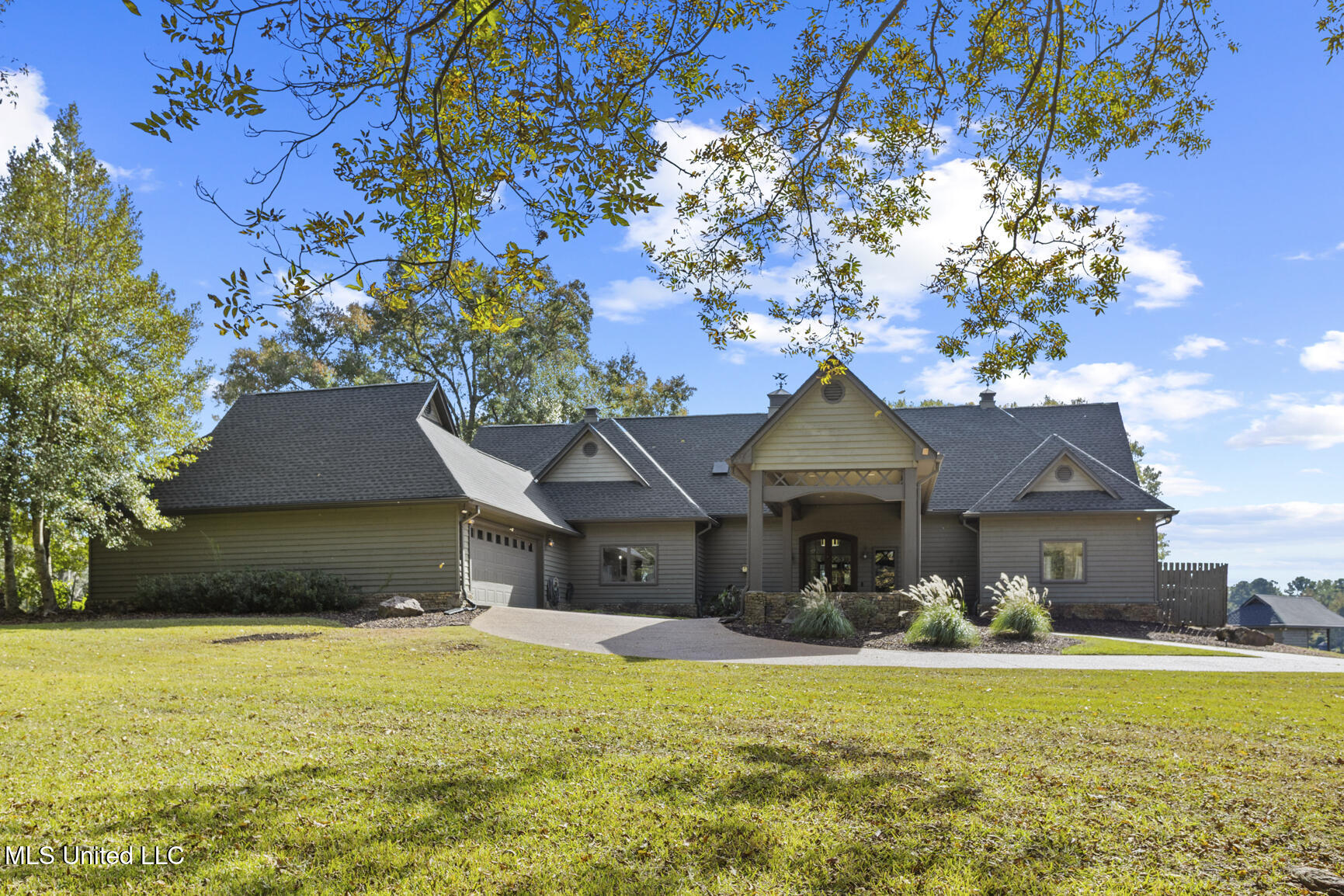 282 Deer Haven Drive Property Photo 4