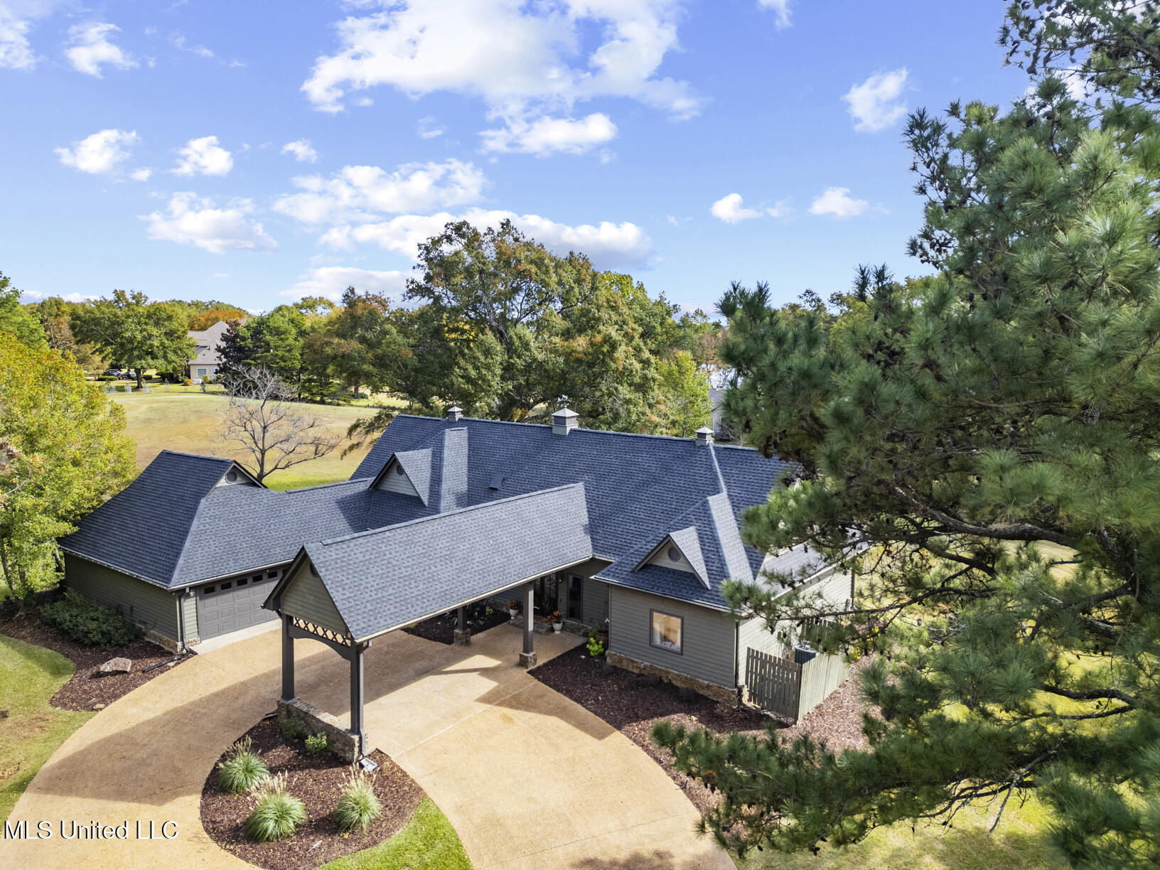 282 Deer Haven Drive Property Photo 5