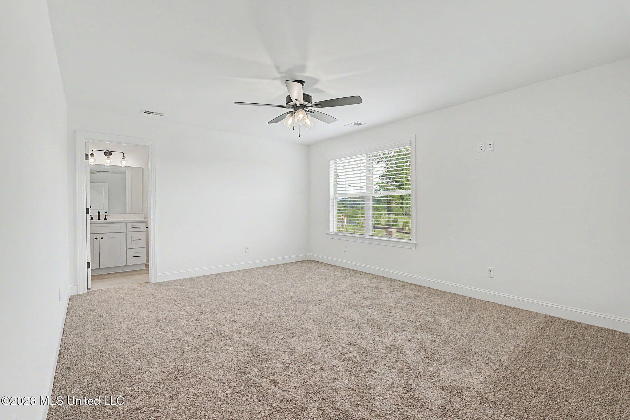 2035 Livingston Way Property Photo 31