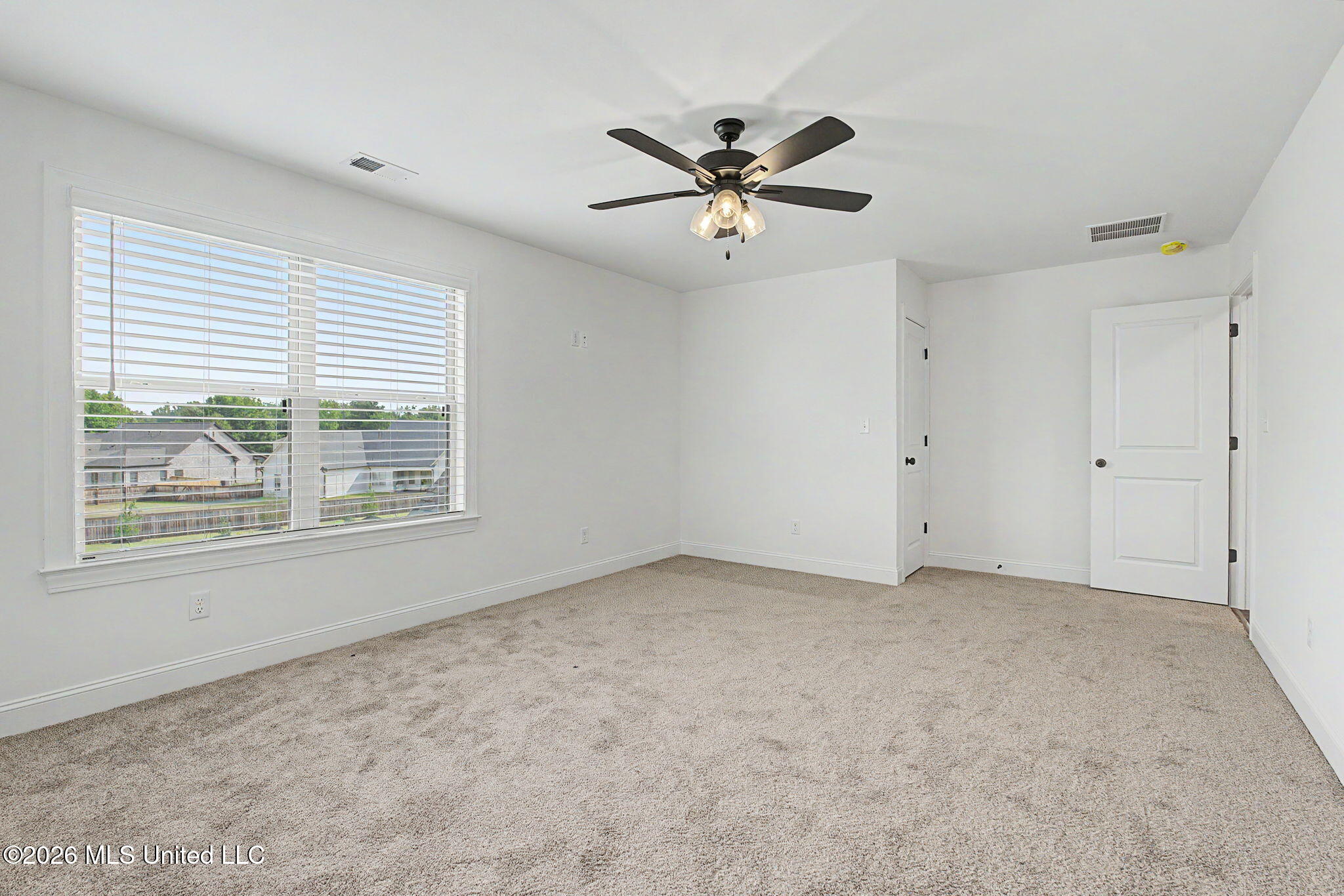 2035 Livingston Way Property Photo 32