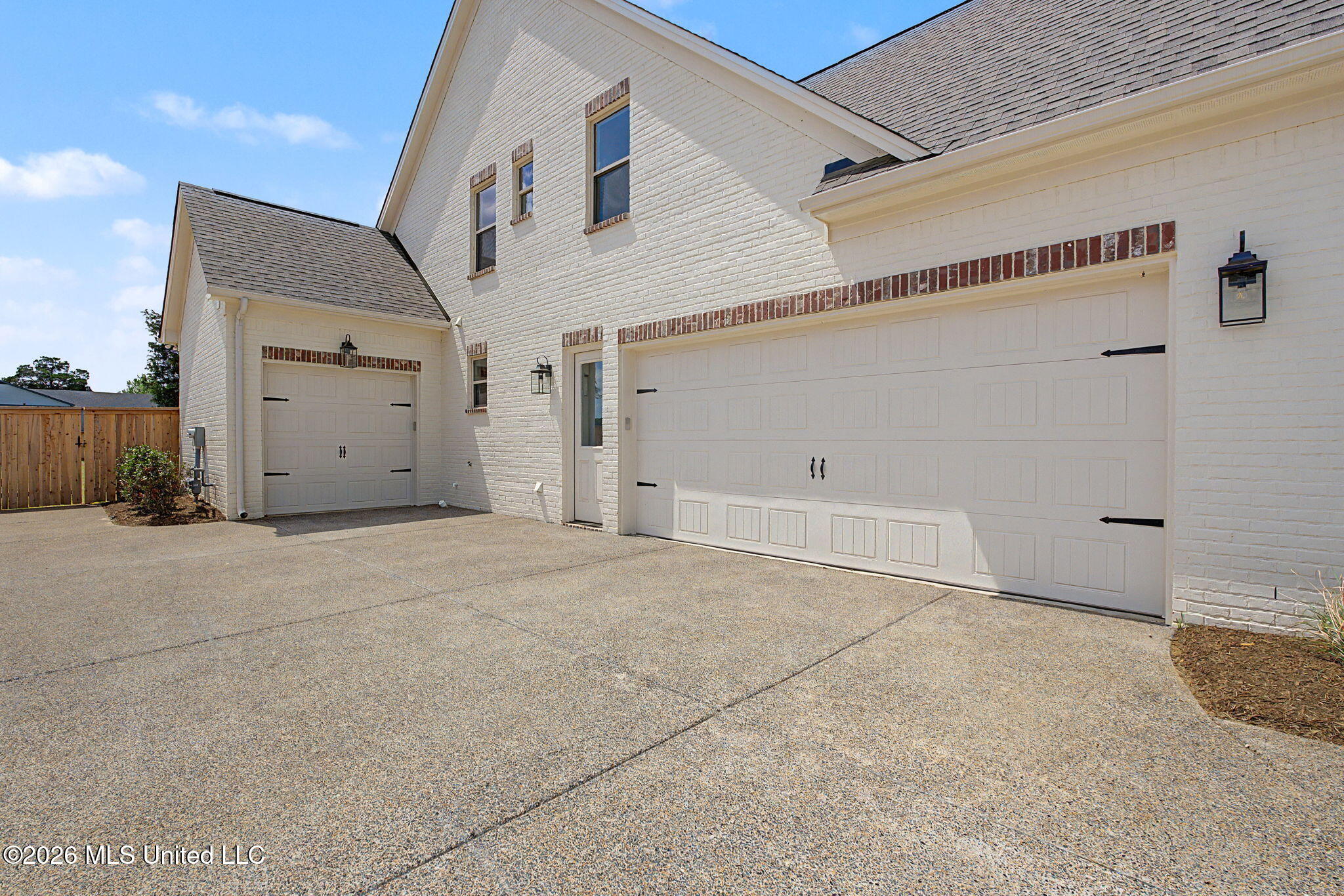 2035 Livingston Way Property Photo 39