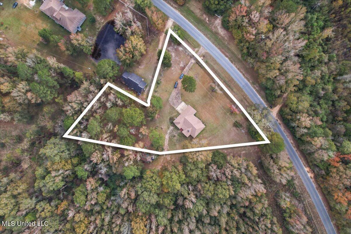 866 Old River Road Property Photo 2