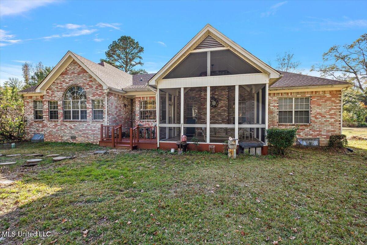 866 Old River Road Property Photo 20