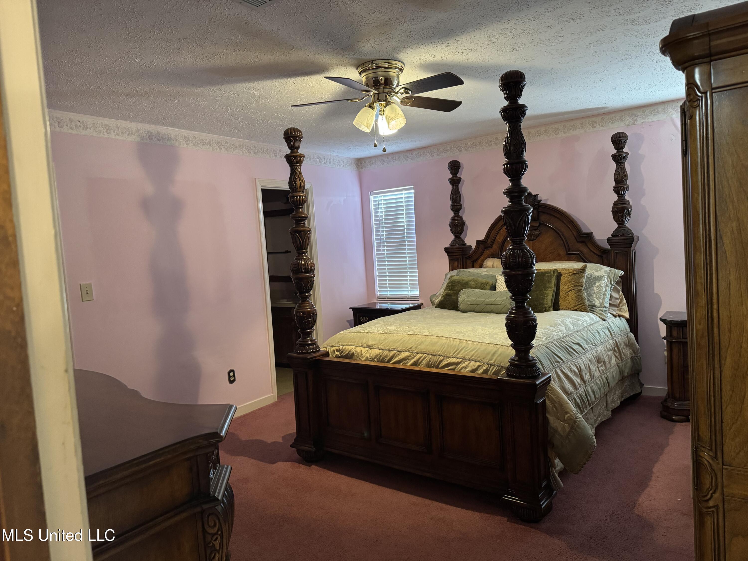 4375 Redwood Circle Property Photo 4
