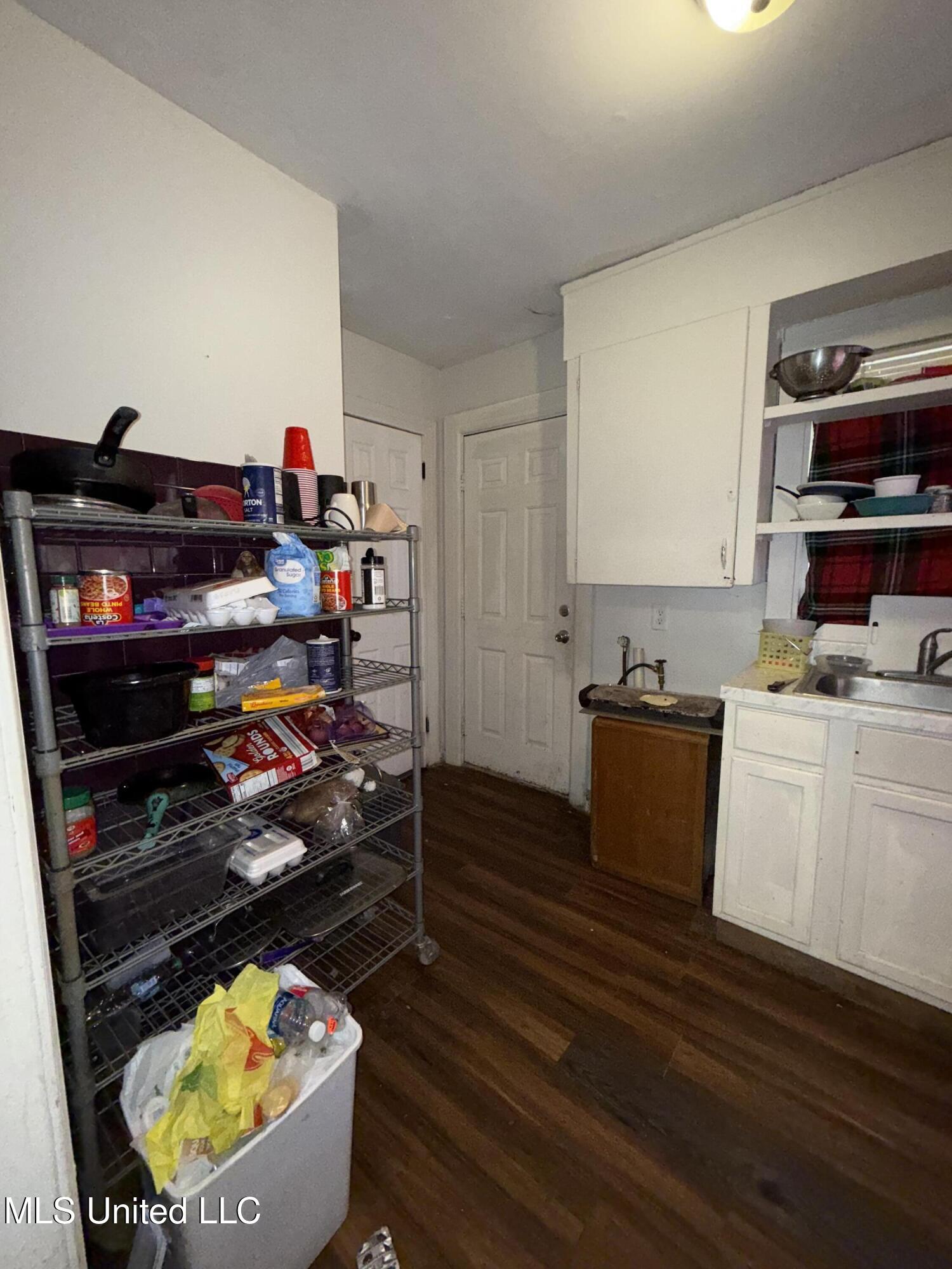 340 Mason Boulevard Property Photo 5