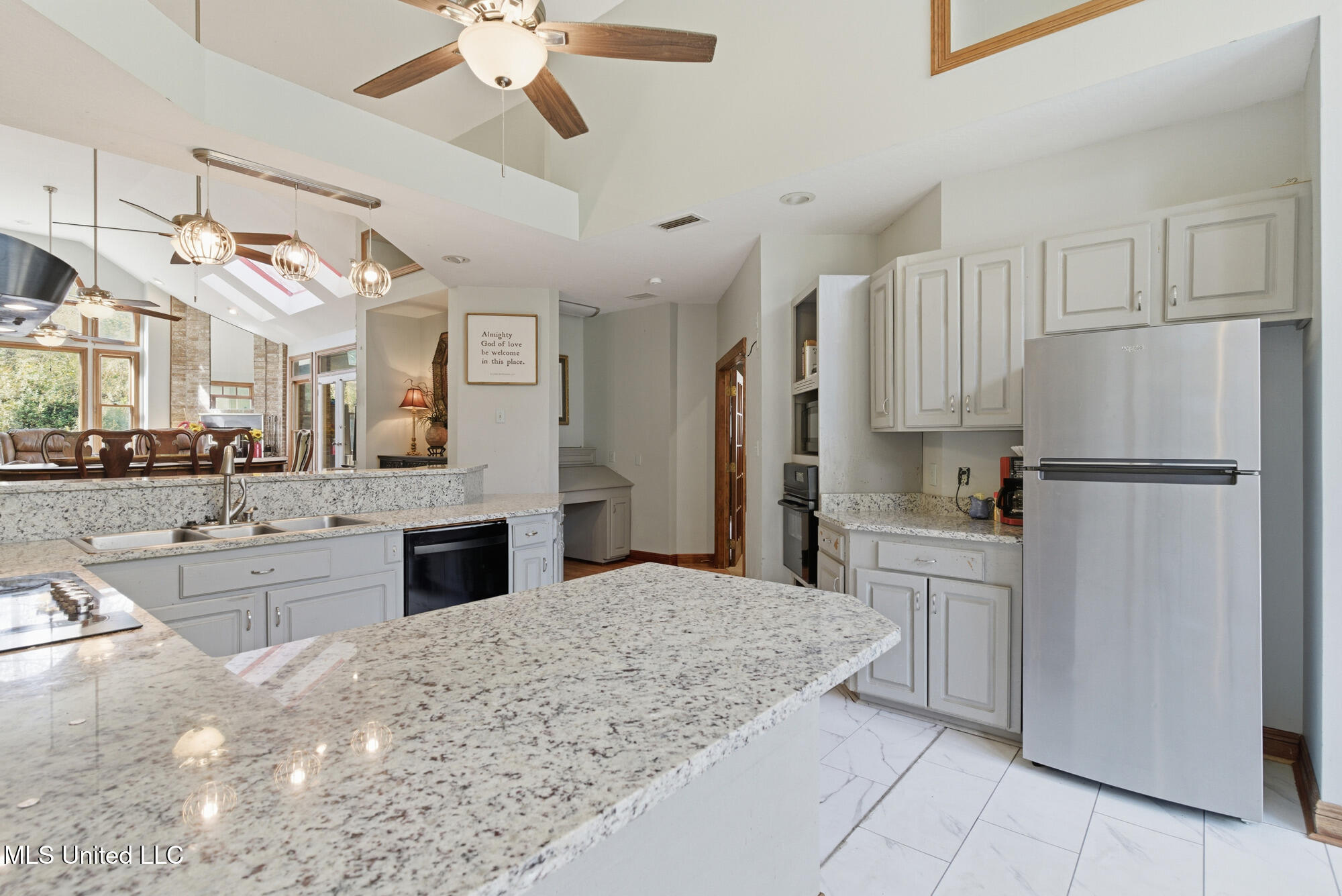 18 Woodchuck Drive Property Photo 17