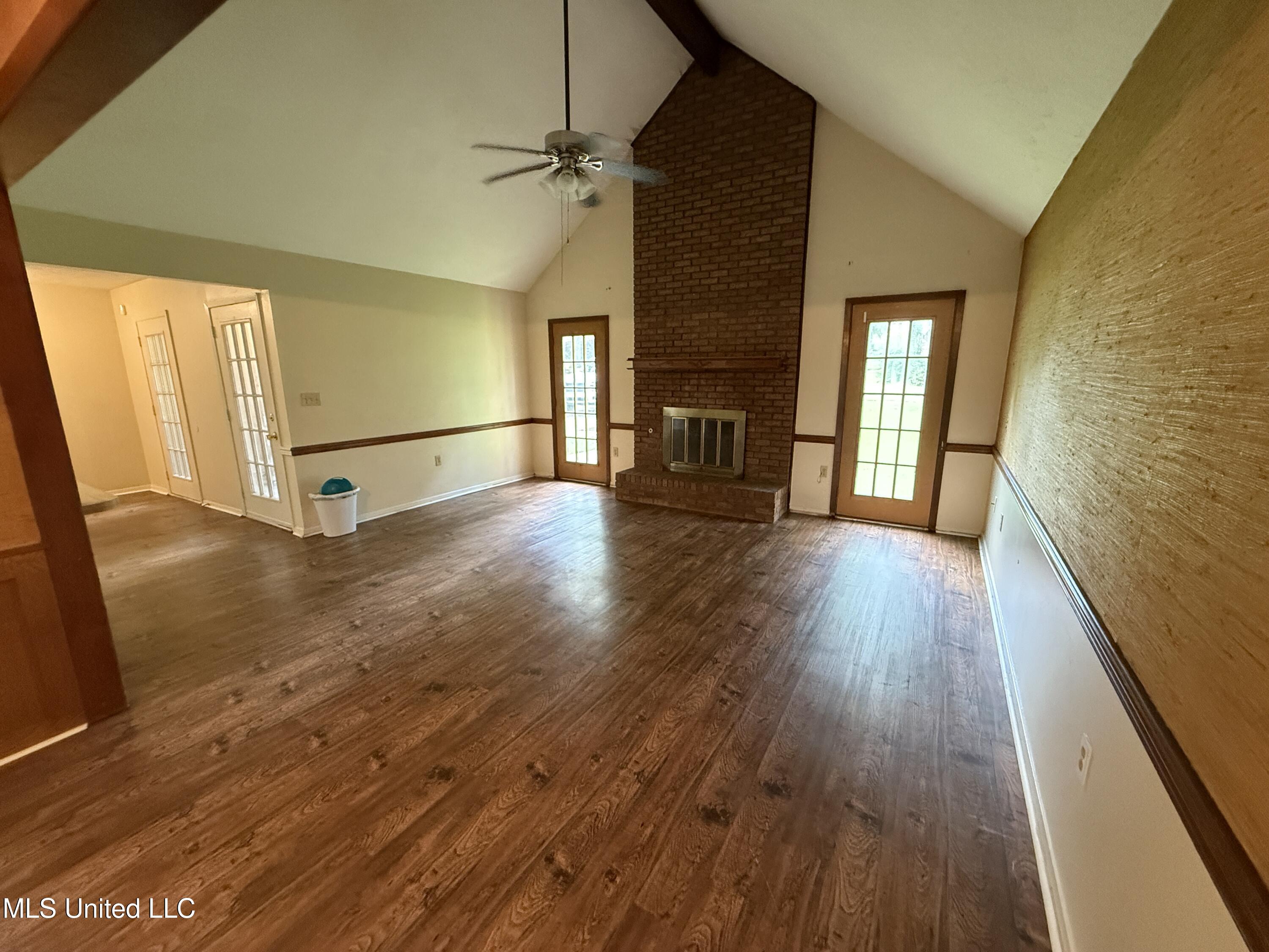 1708 Rosemont Circle Property Photo 5