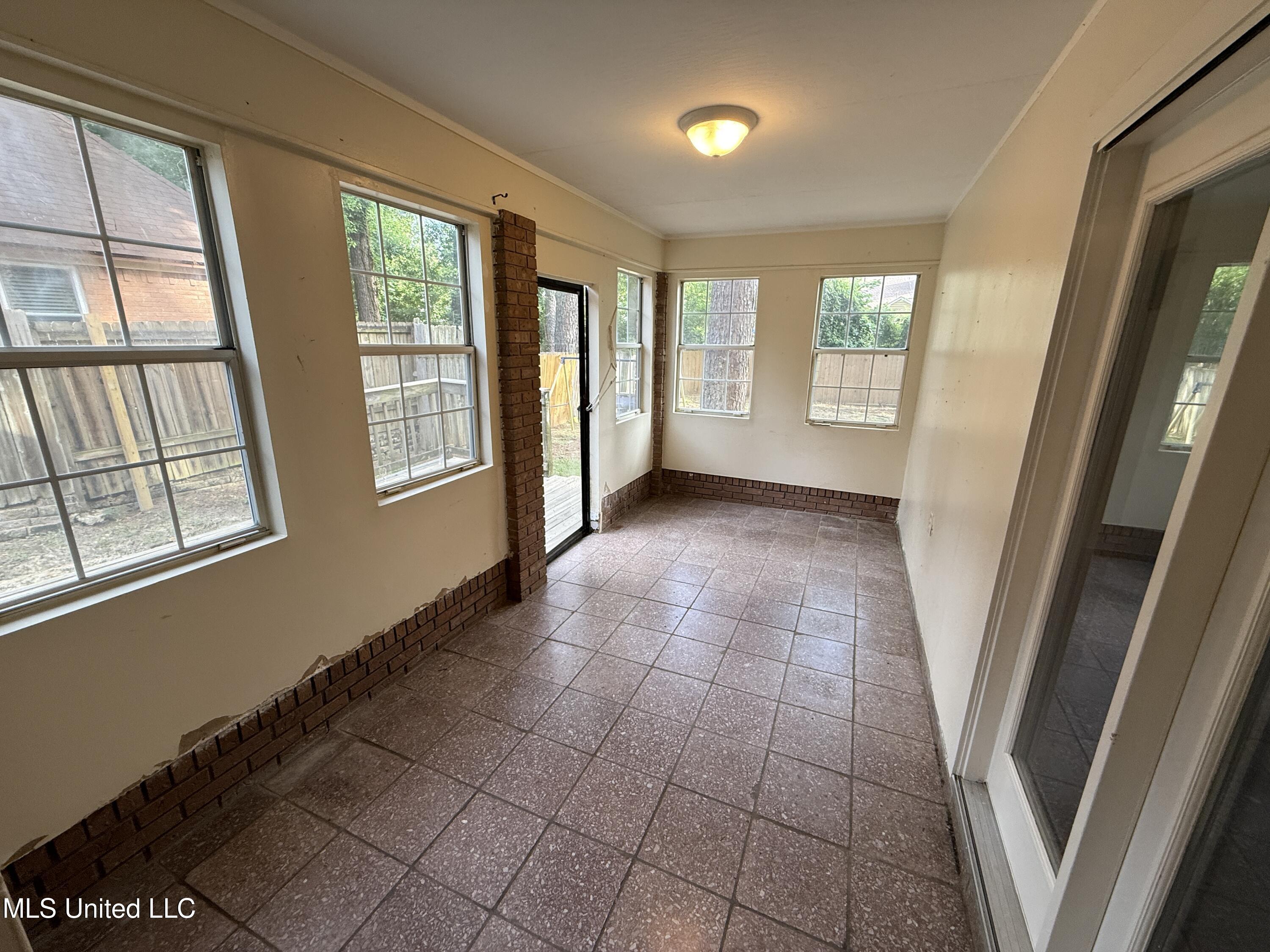 1708 Rosemont Circle Property Photo 10