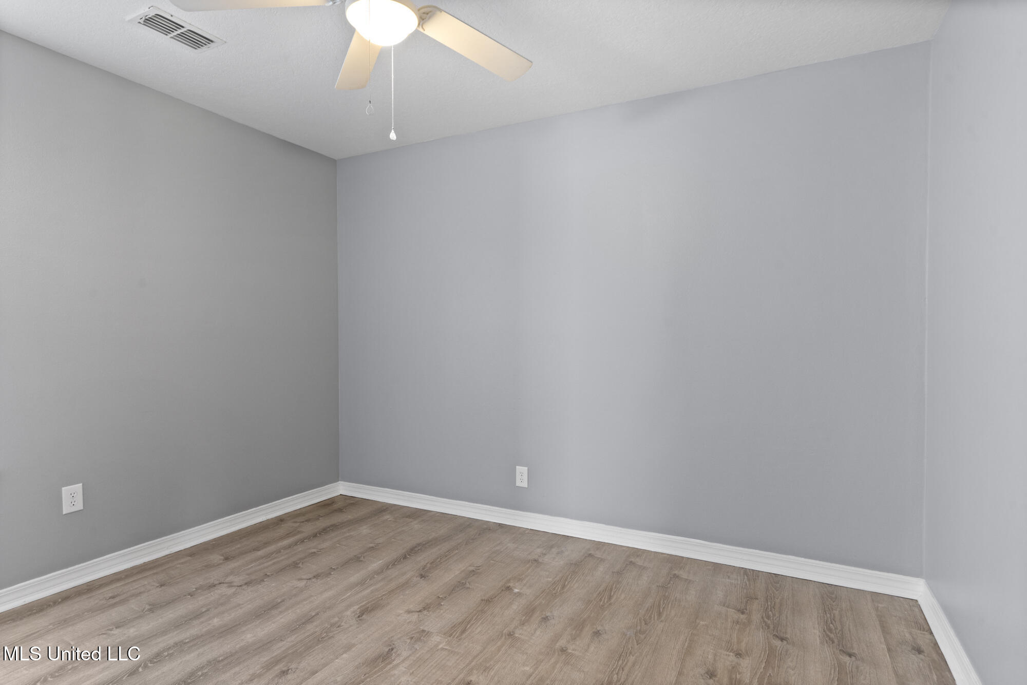 5530 Landing Ct Property Photo 28