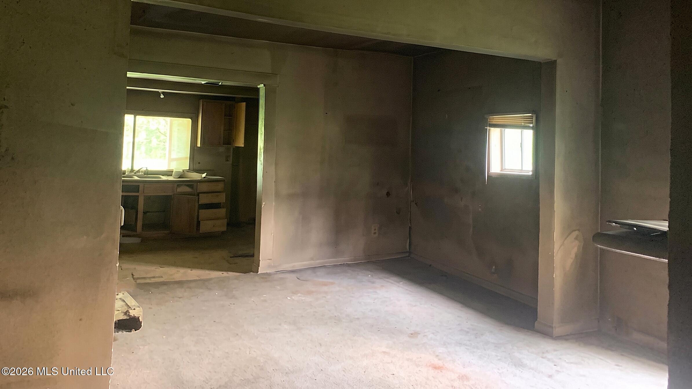 42 Claiborne Street Property Photo 3