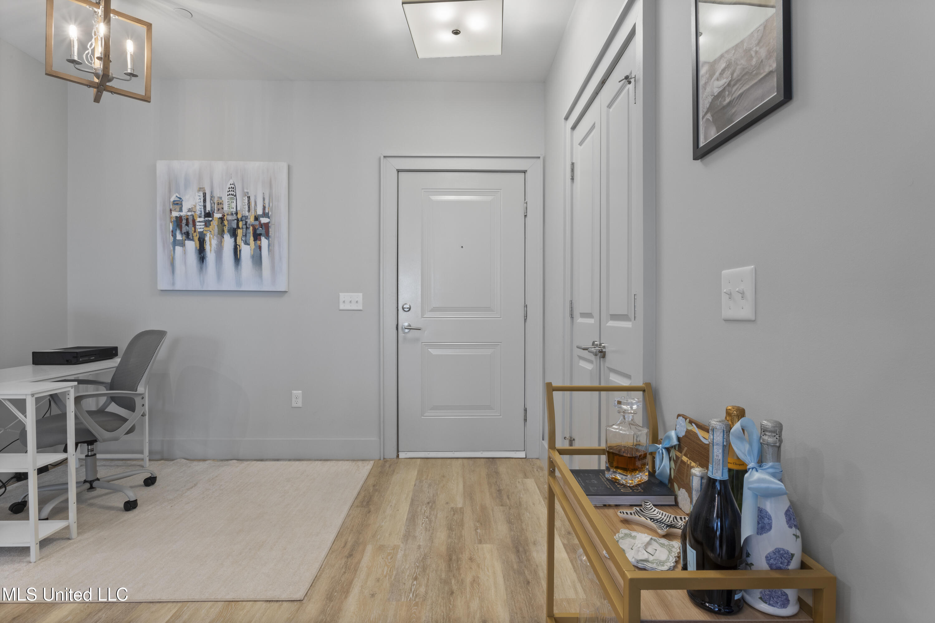 2501 Bienville Boulevard Property Photo 4