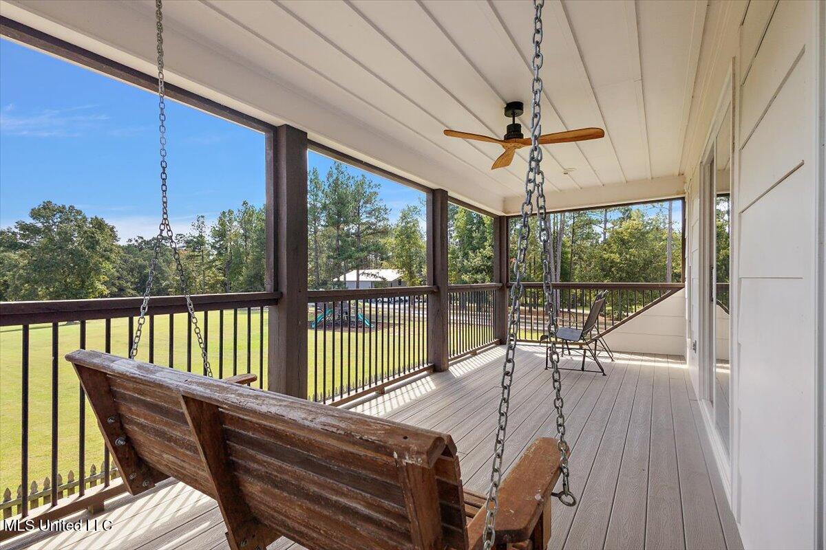 729 Twelve Oaks Property Photo 30