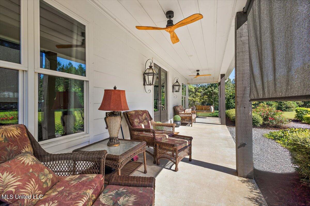 729 Twelve Oaks Property Photo 49