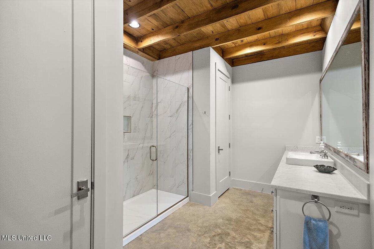 729 Twelve Oaks Property Photo 62