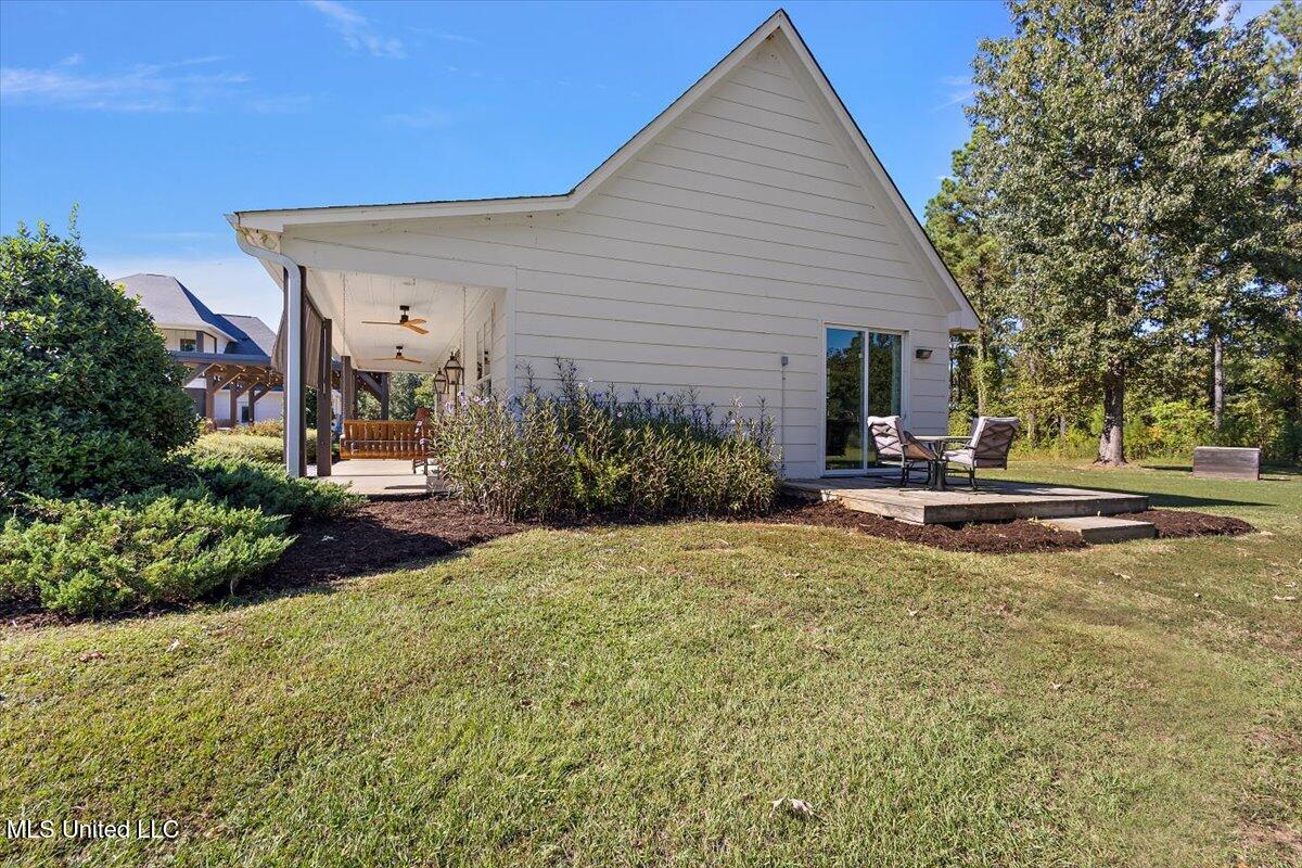 729 Twelve Oaks Property Photo 67