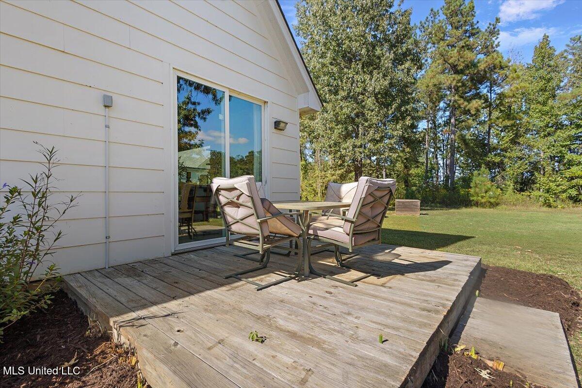 729 Twelve Oaks Property Photo 68