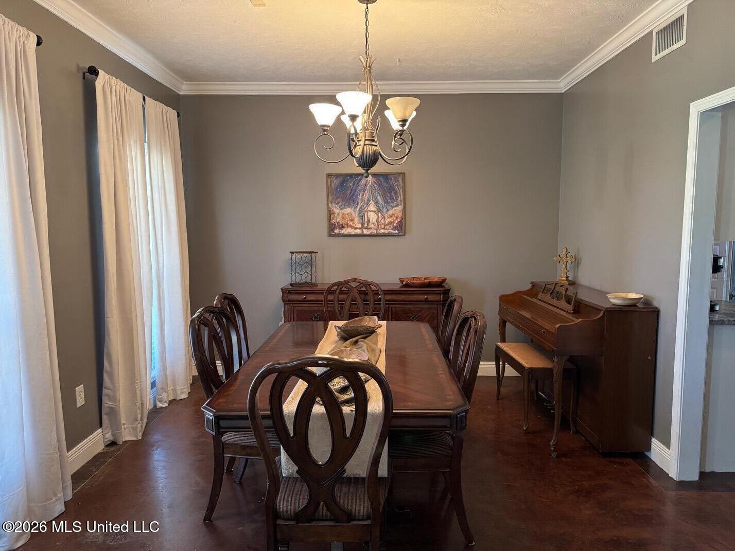 15384 S Highway 55 Property Photo 9