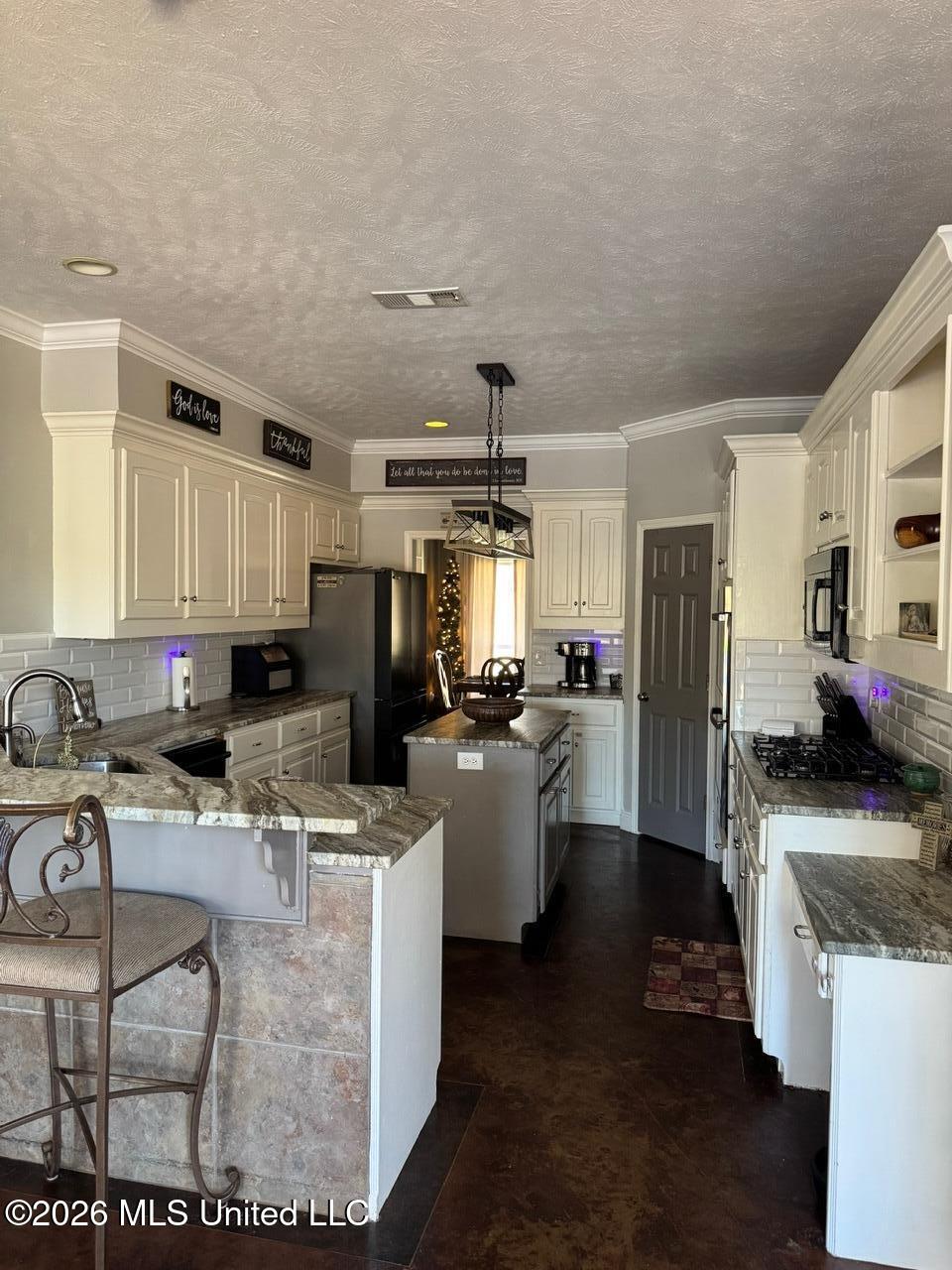 15384 S Highway 55 Property Photo 13