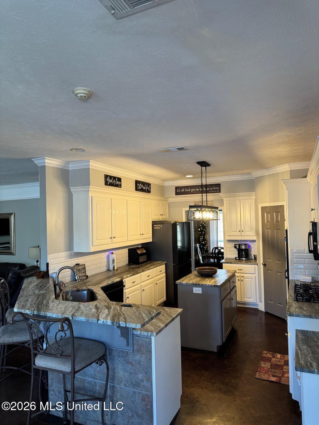 15384 S Highway 55 Property Photo 52
