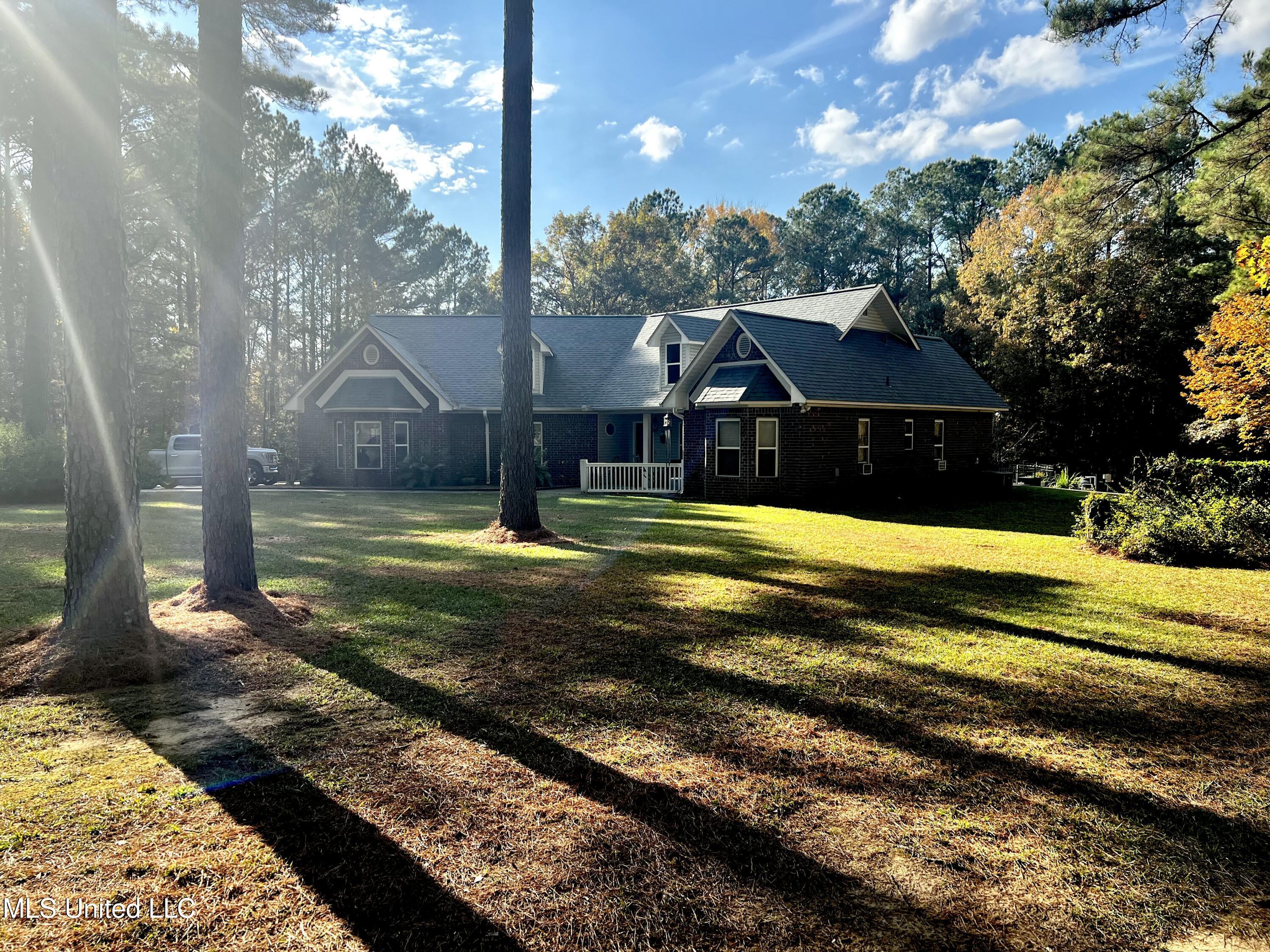 140 Turkey Hollow Property Photo 3