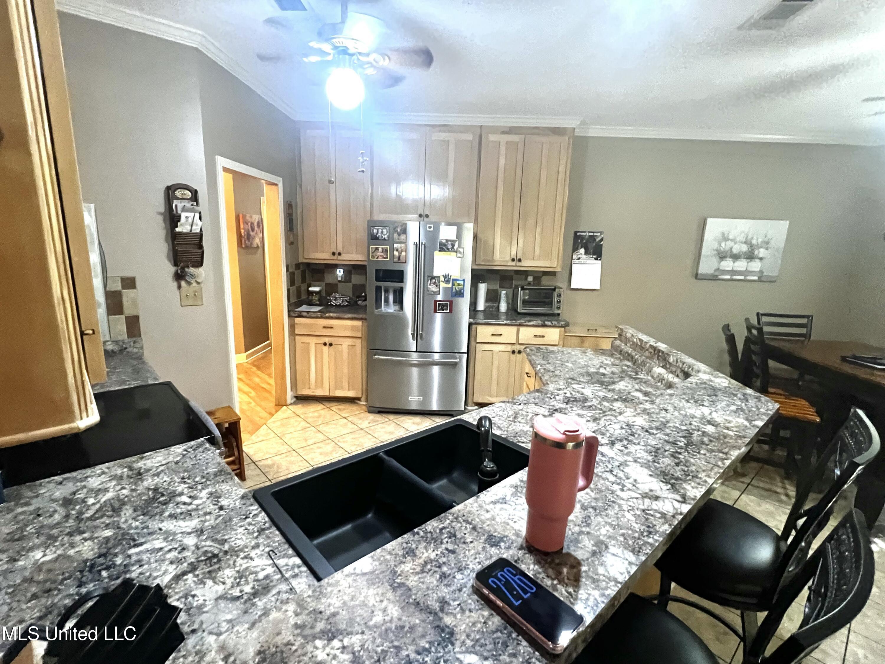 140 Turkey Hollow Property Photo 9