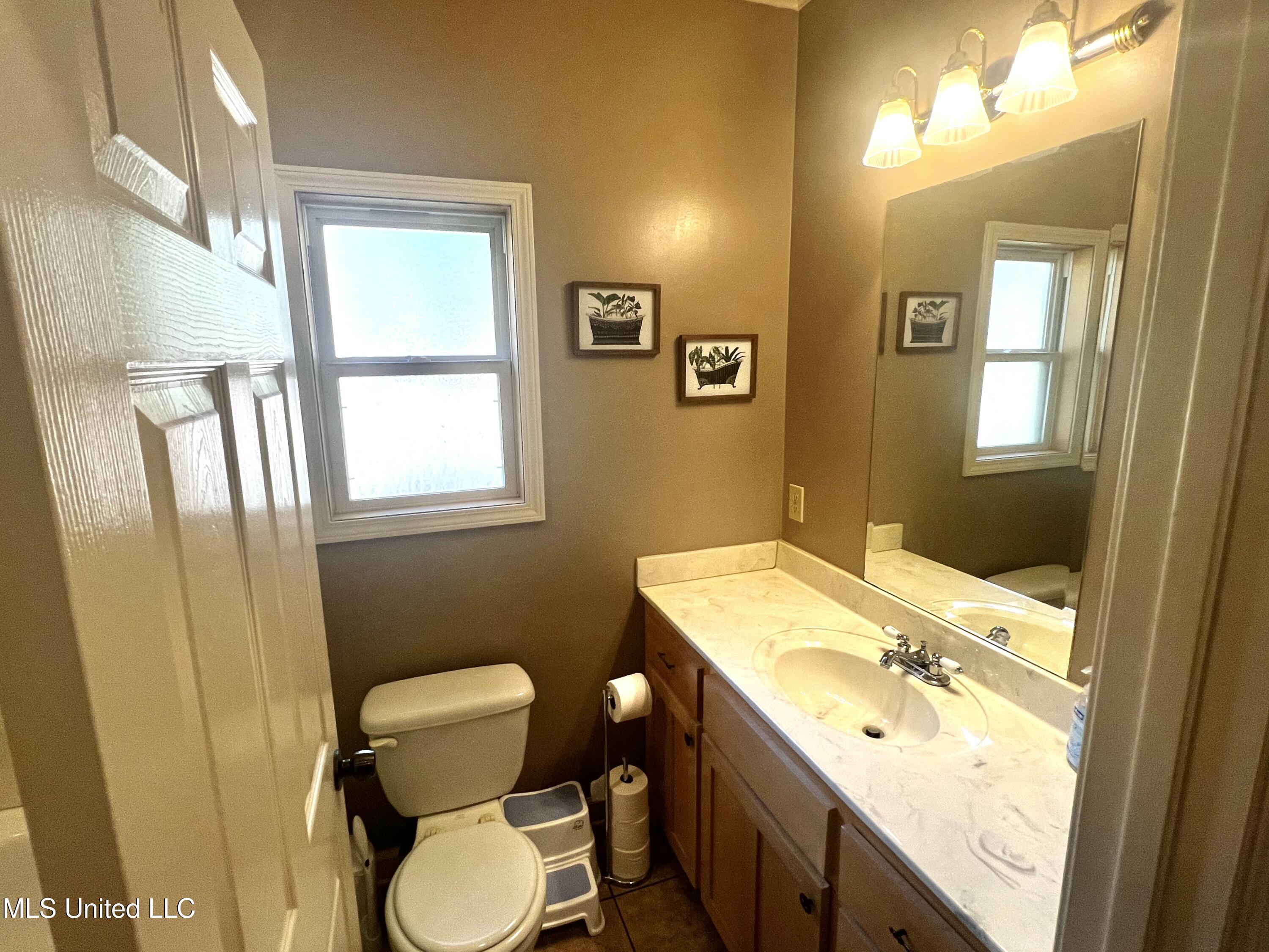 140 Turkey Hollow Property Photo 16