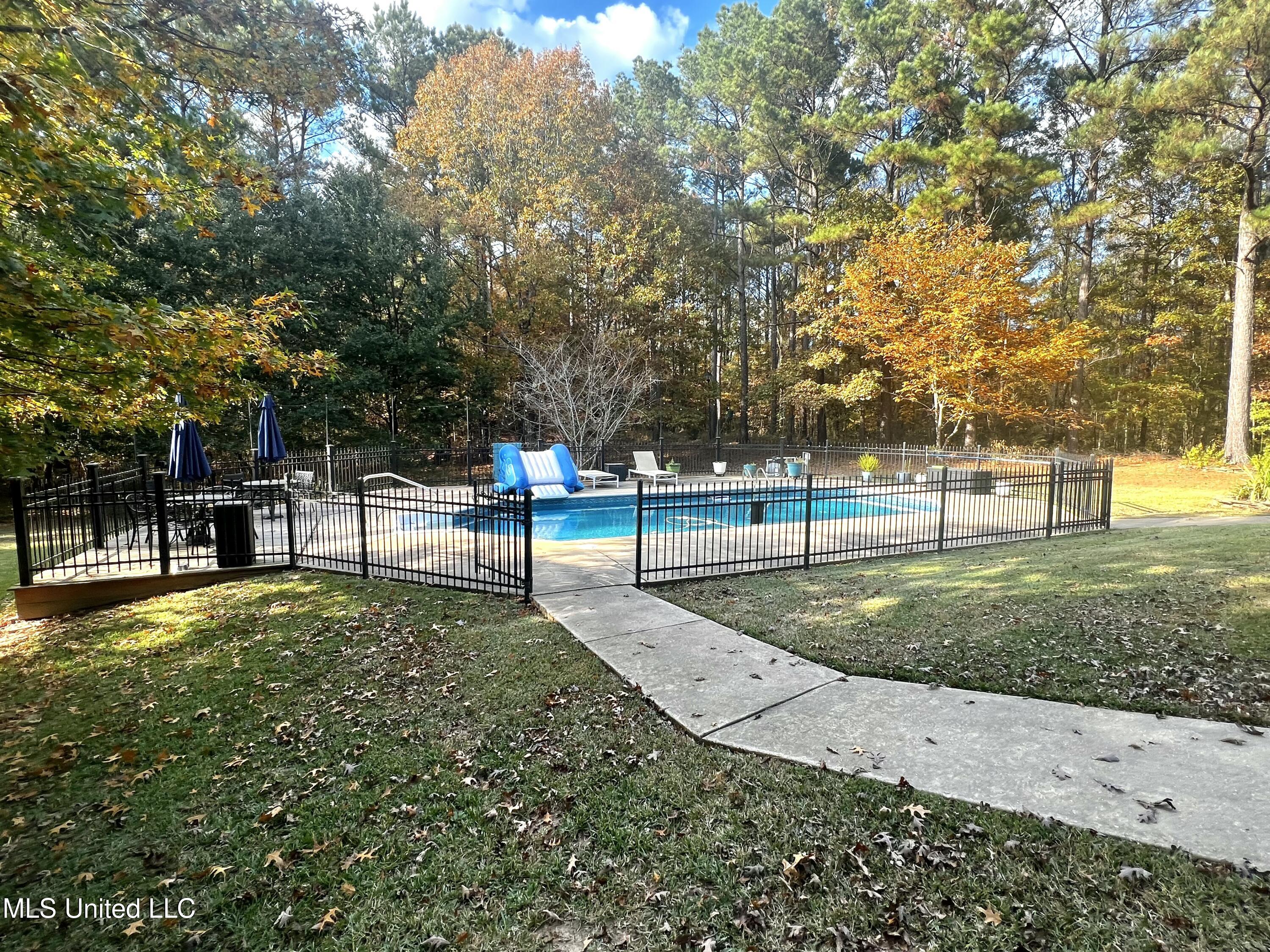 140 Turkey Hollow Property Photo 34