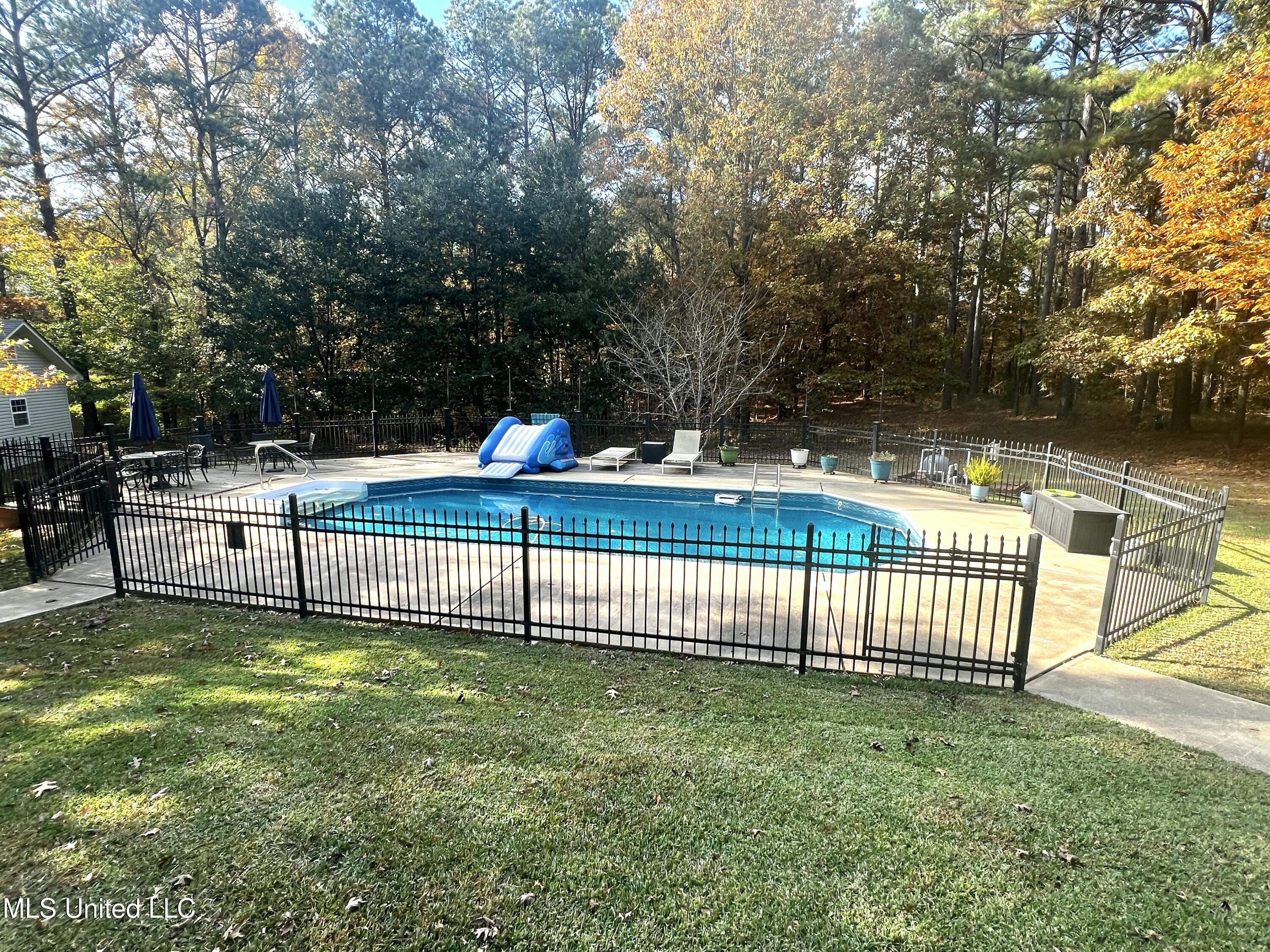 140 Turkey Hollow Property Photo 35