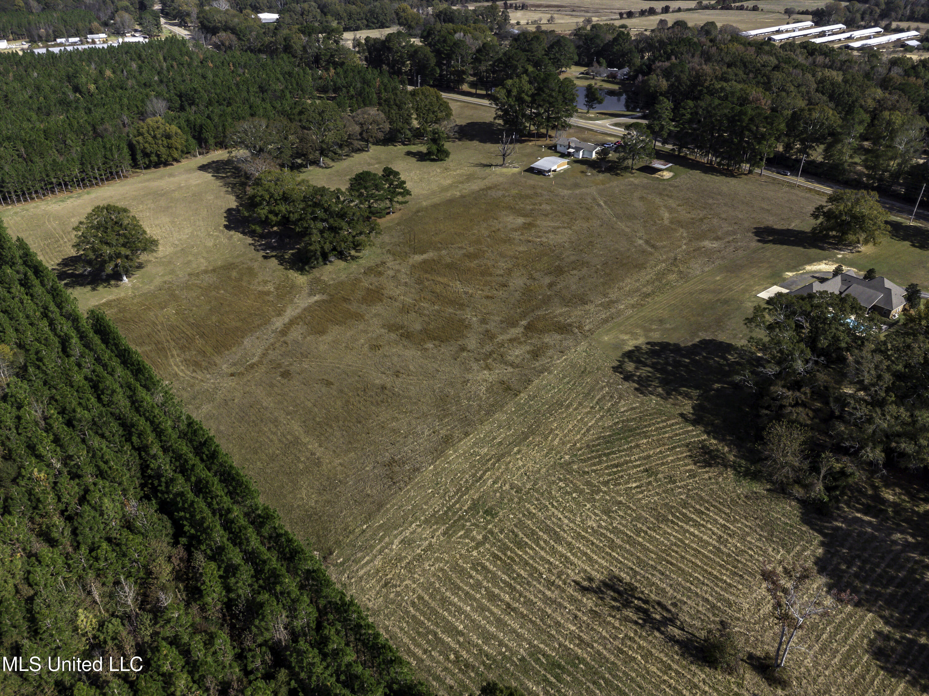 Hwy 13 Property Photo 16
