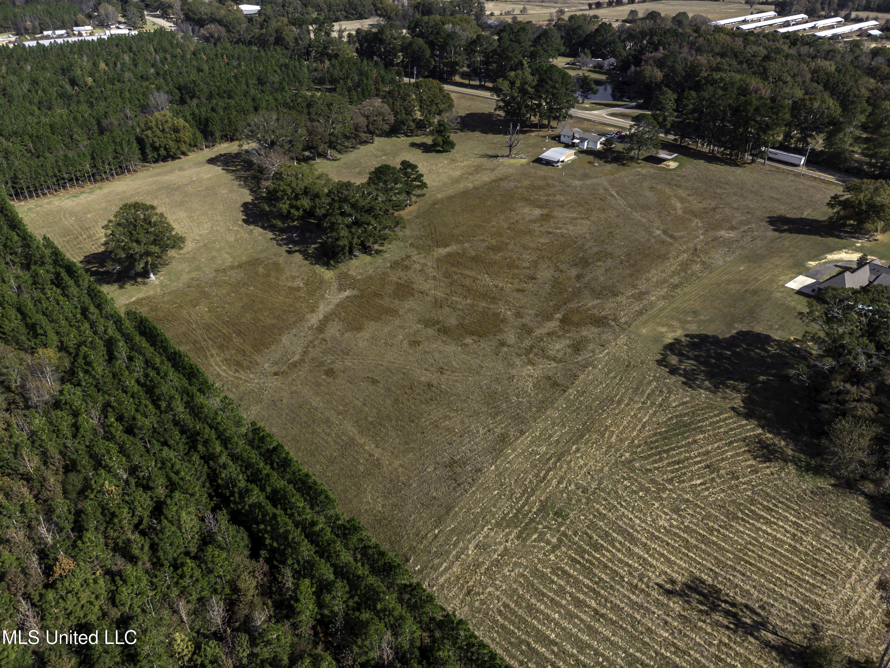Hwy 13 Property Photo 17