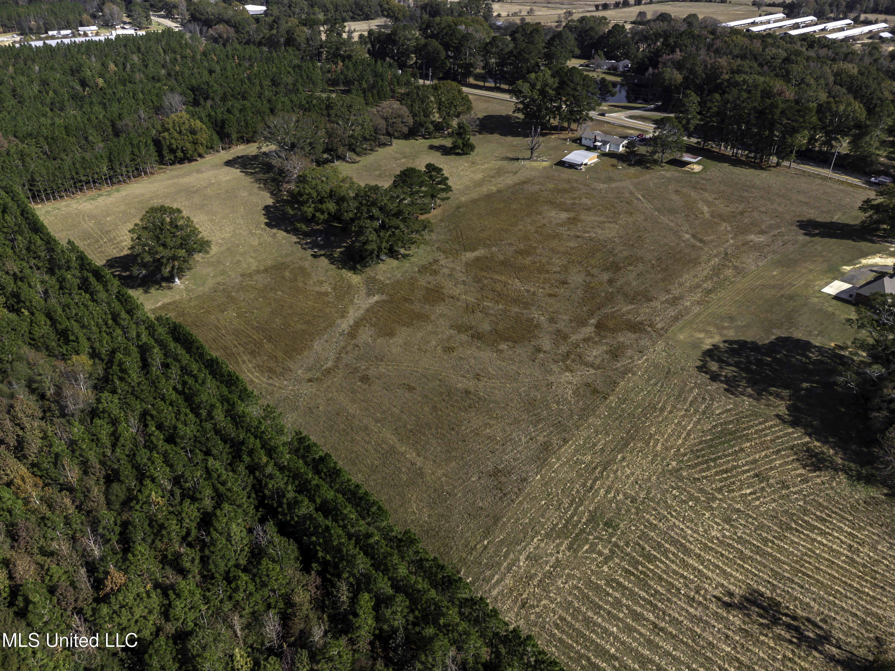 Hwy 13 Property Photo 18