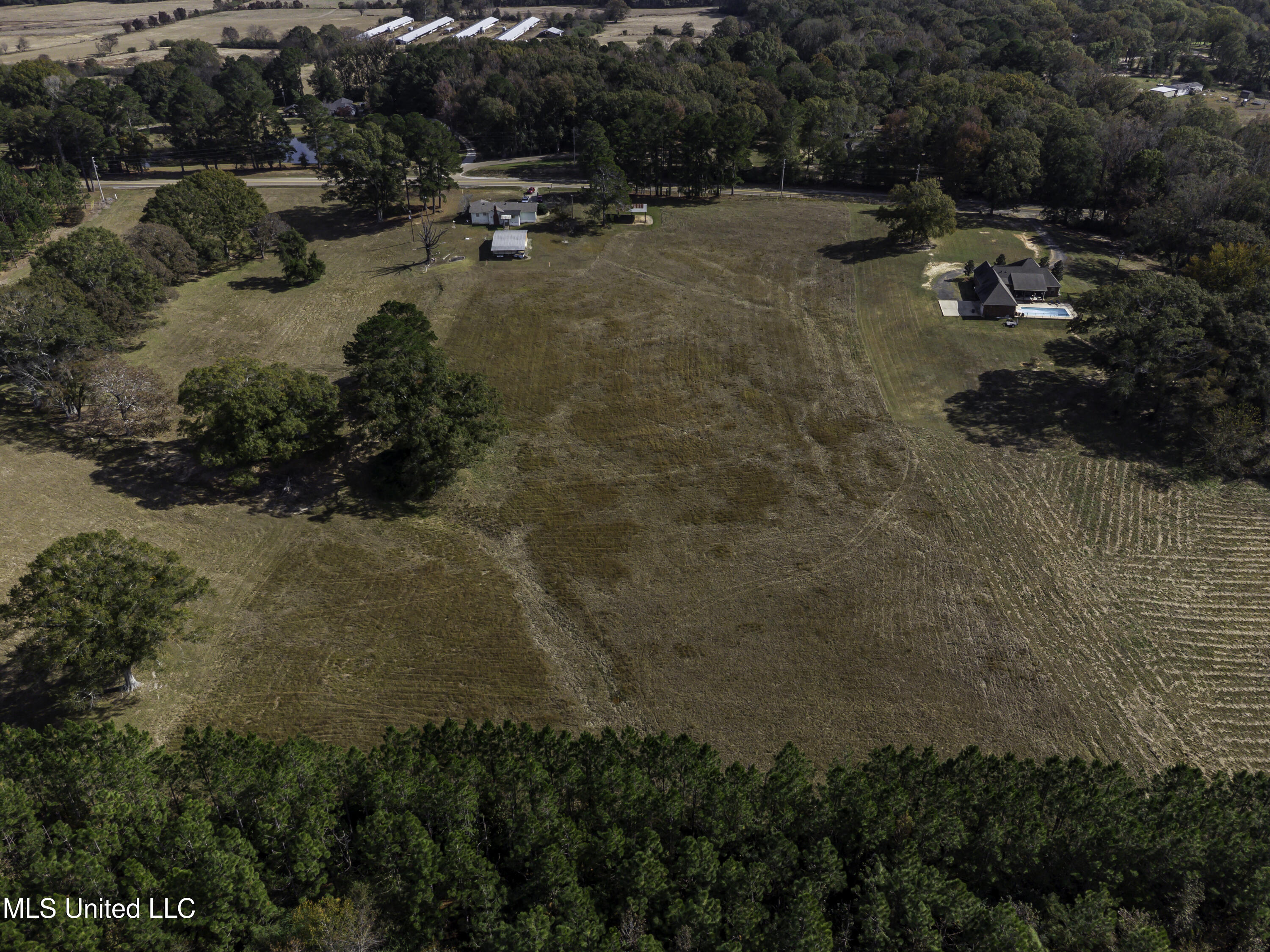 Hwy 13 Property Photo 19