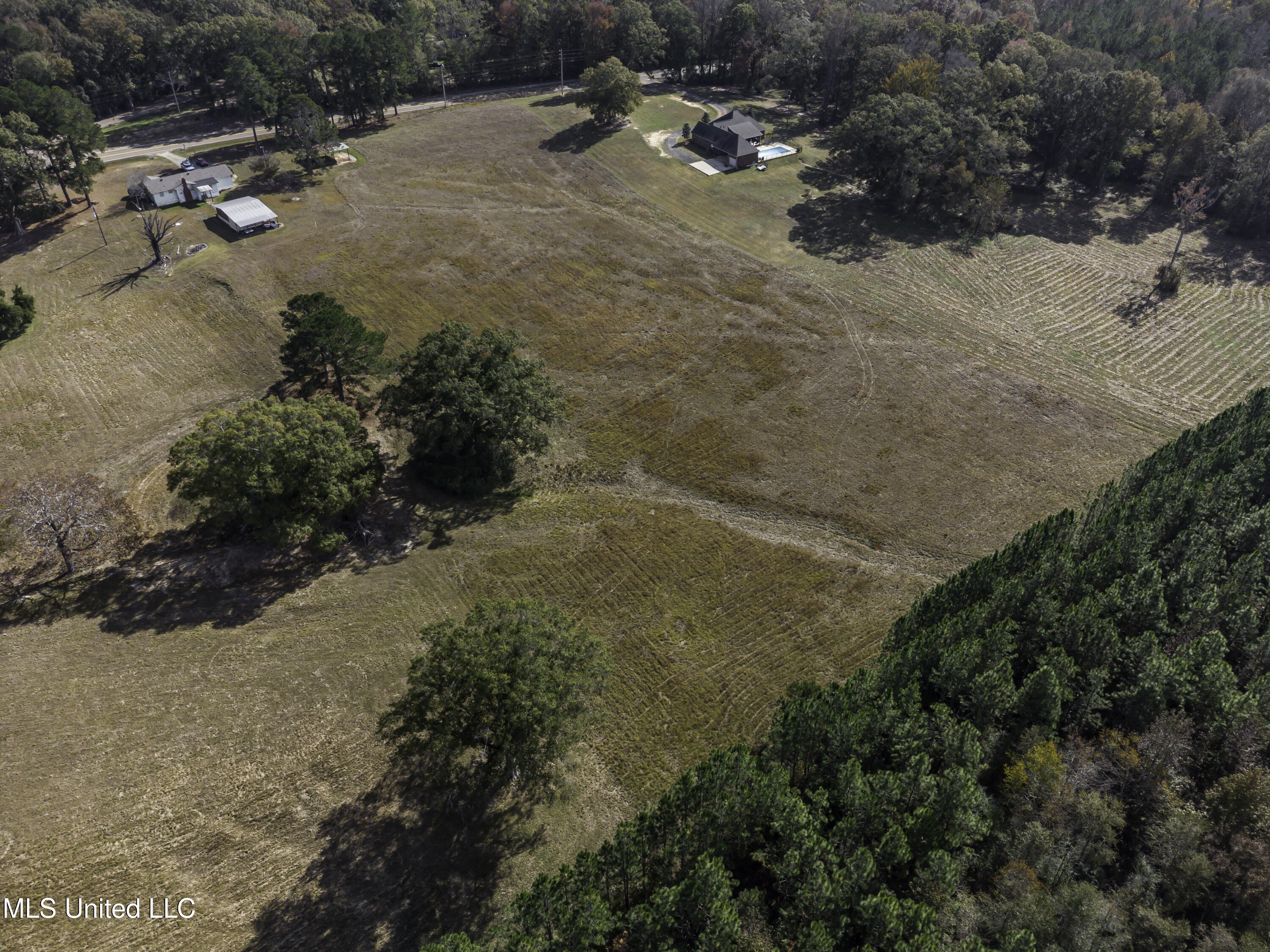 Hwy 13 Property Photo 21