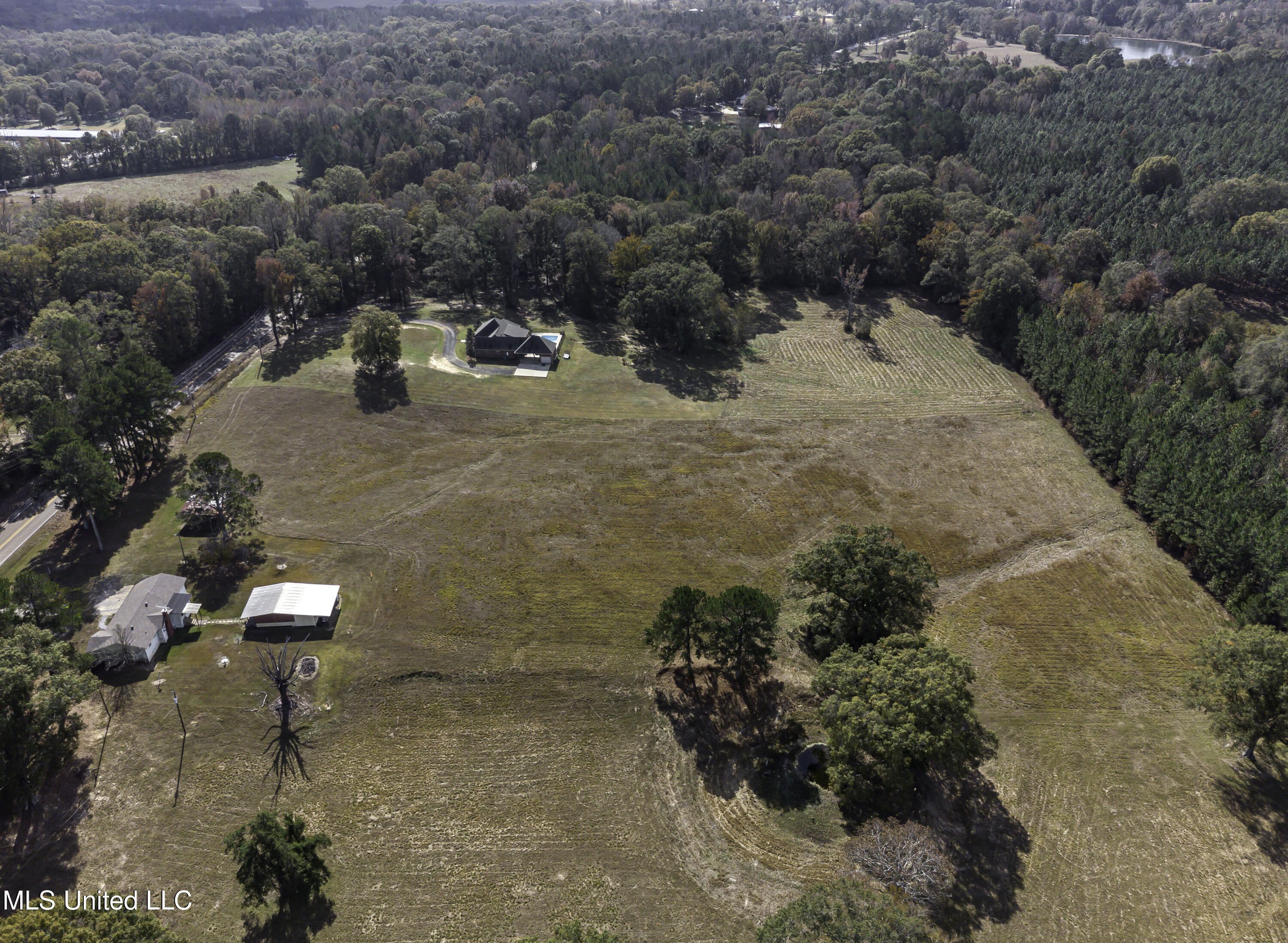Hwy 13 Property Photo 24